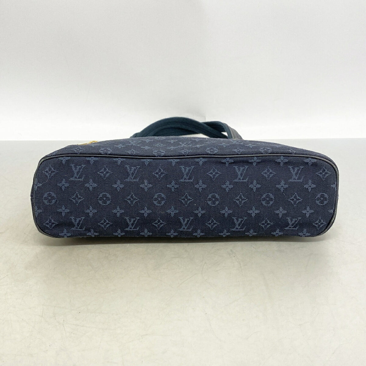 Louis Vuitton Tst Blue Handbag (Pre-Owned)