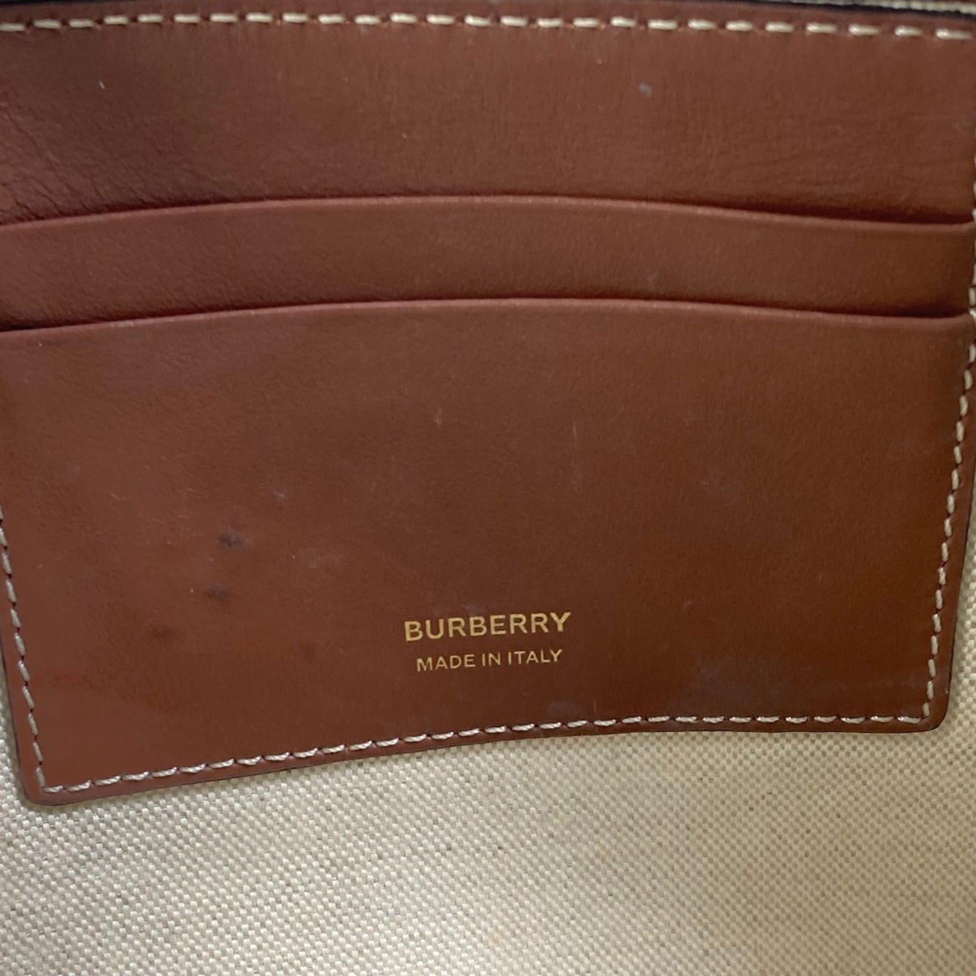 Burberry Brown Other Clutch Bag (Pre-Owned)