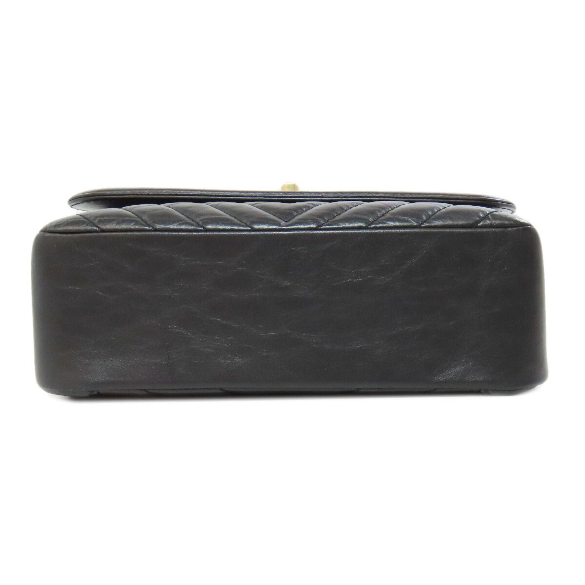 Chanel Black Leather Handbag (Pre-Owned)