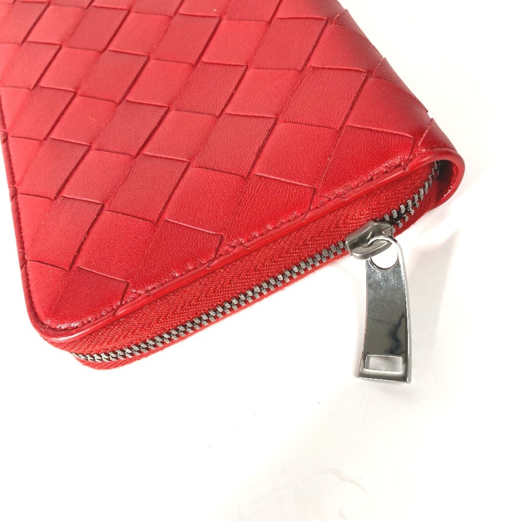 Bottega Veneta Red Color Intrecciato Long Wallet (Bi-Fold) (Pre-Owned)