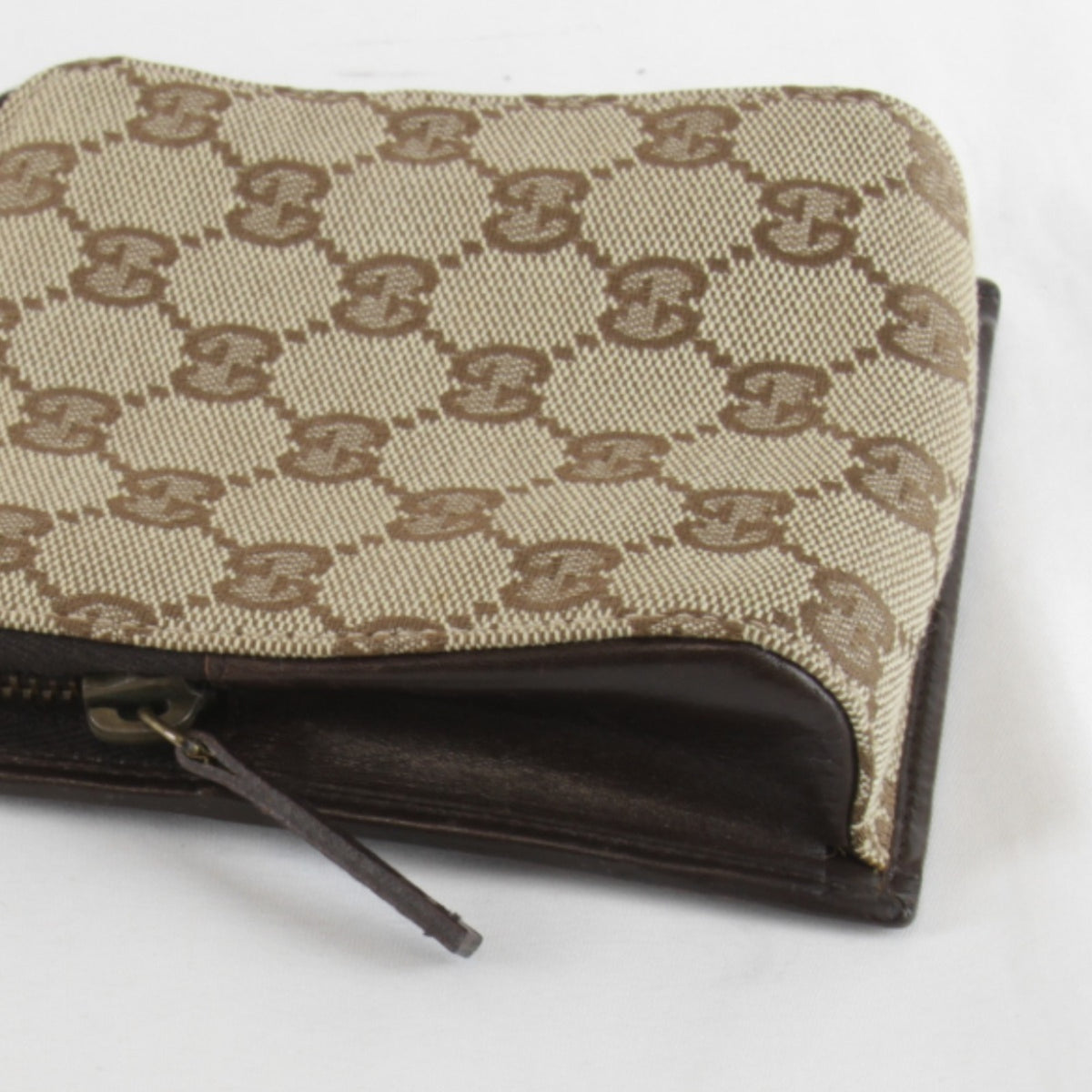 Gucci Brown Gg Canvas Shoulder Bag (Pre-Owned)
