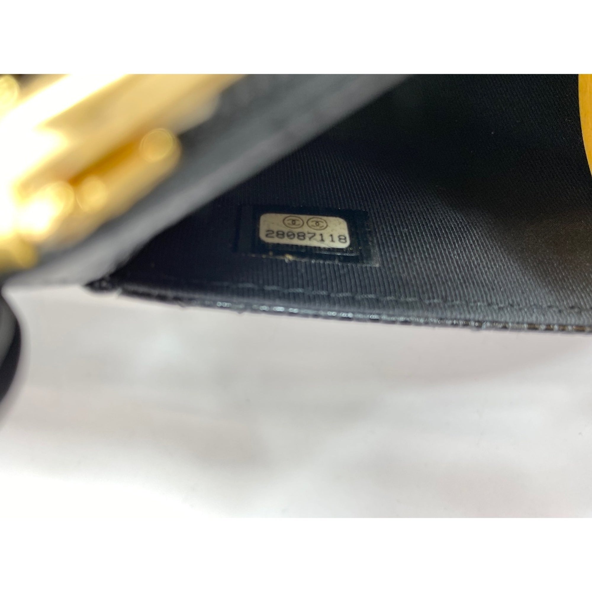 Chanel Black Shoulder Bag (Pre-Owned)