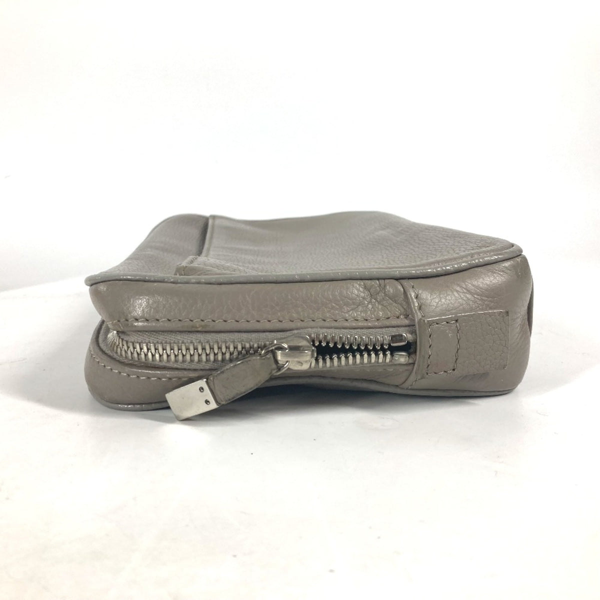 Christian Dior Gray Leather Clutch Bag (Pre-Owned)