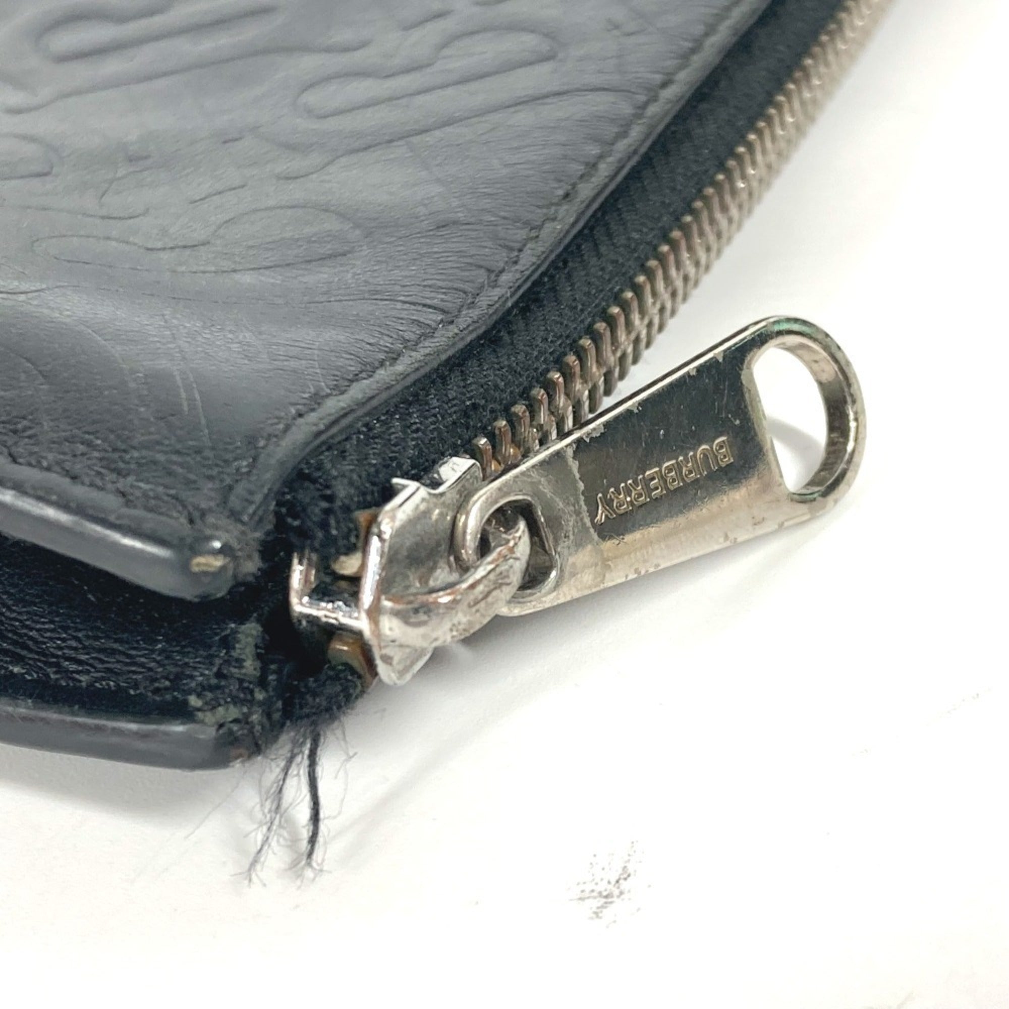 Burberry Black Leather Clutch Bag Pouch (Pre-Owned)
