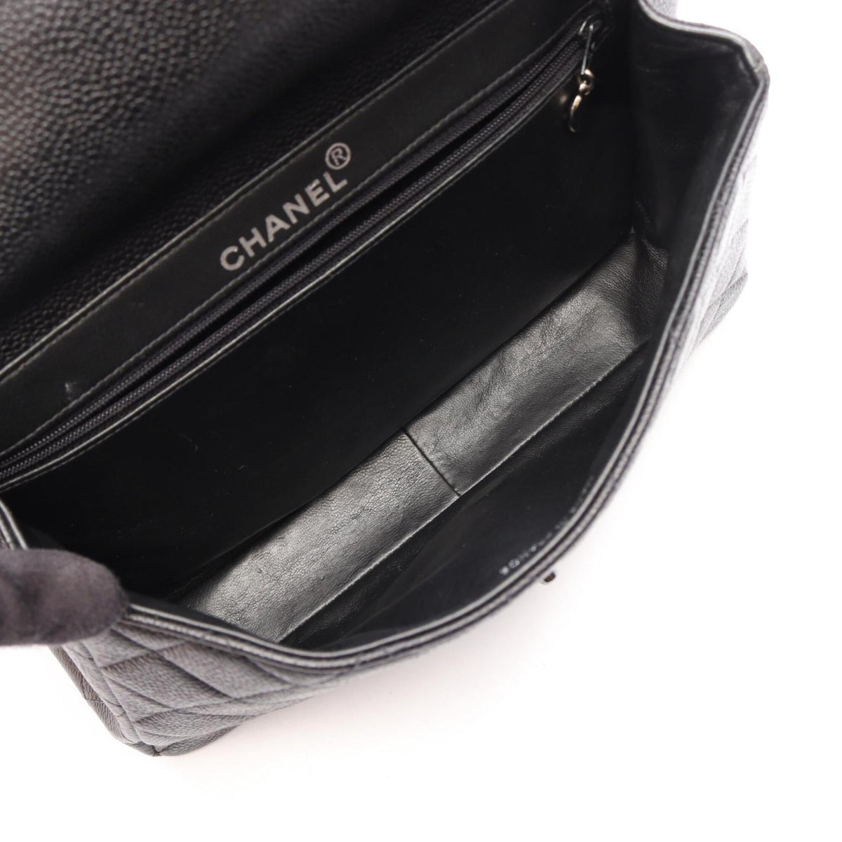 Chanel Matelasse Black Grained Calfskin Handbag (Pre-Owned)