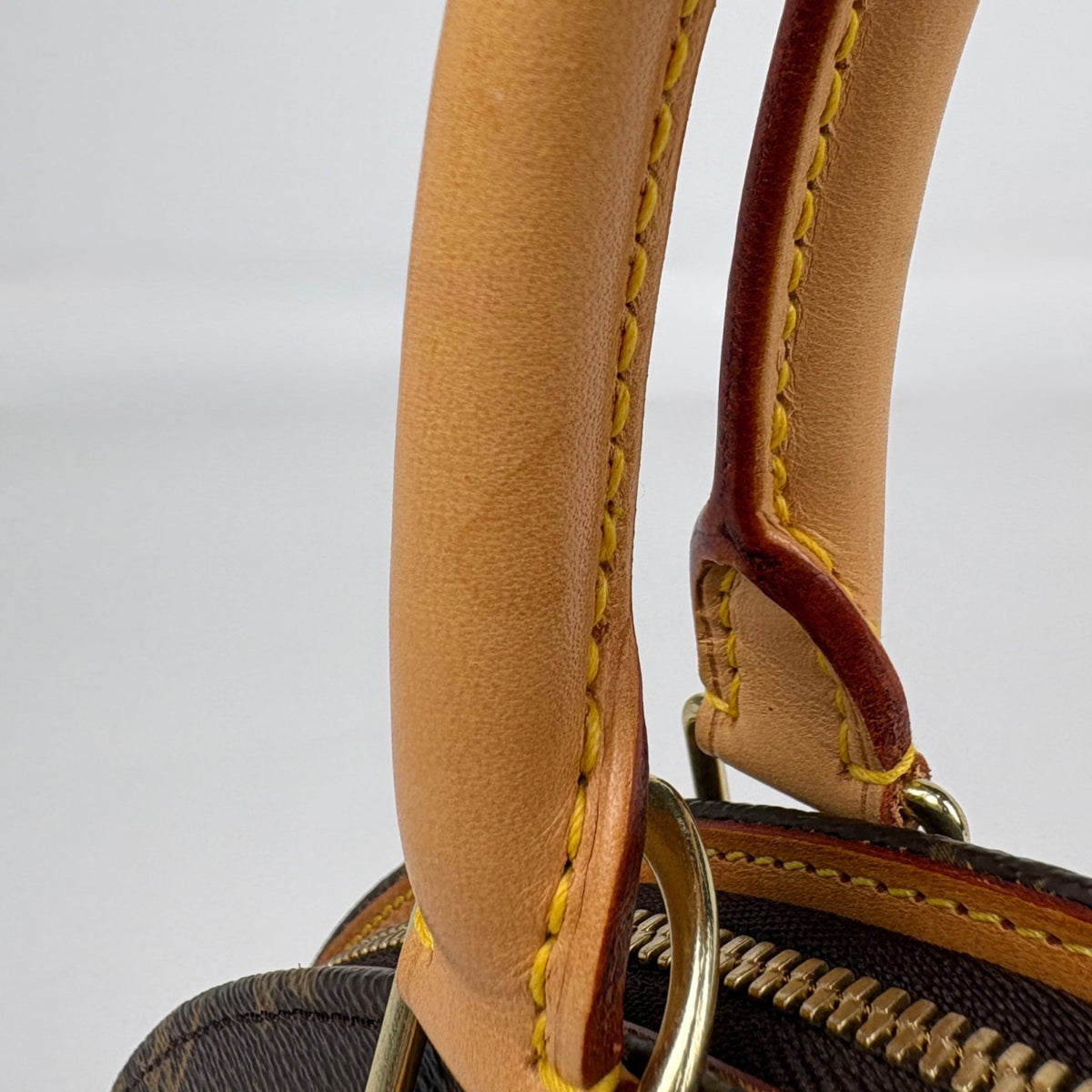 Louis Vuitton Brown Monogram Handbag (Pre-Owned)