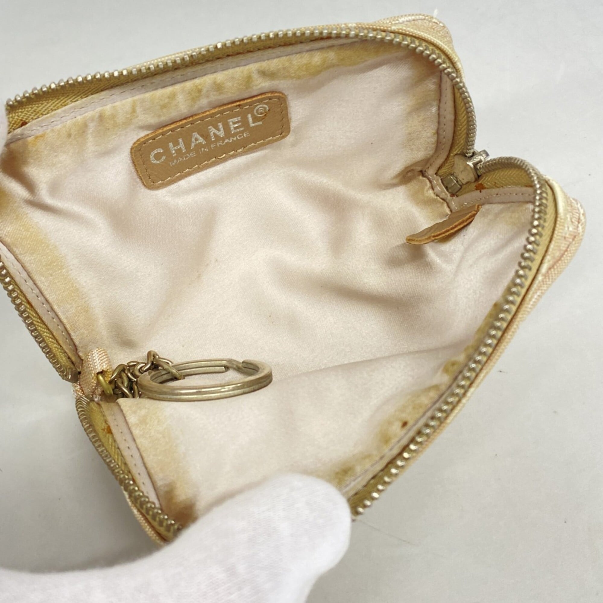 Chanel Beige Nylon Coin Purse/Coin Case (Pre-Owned)