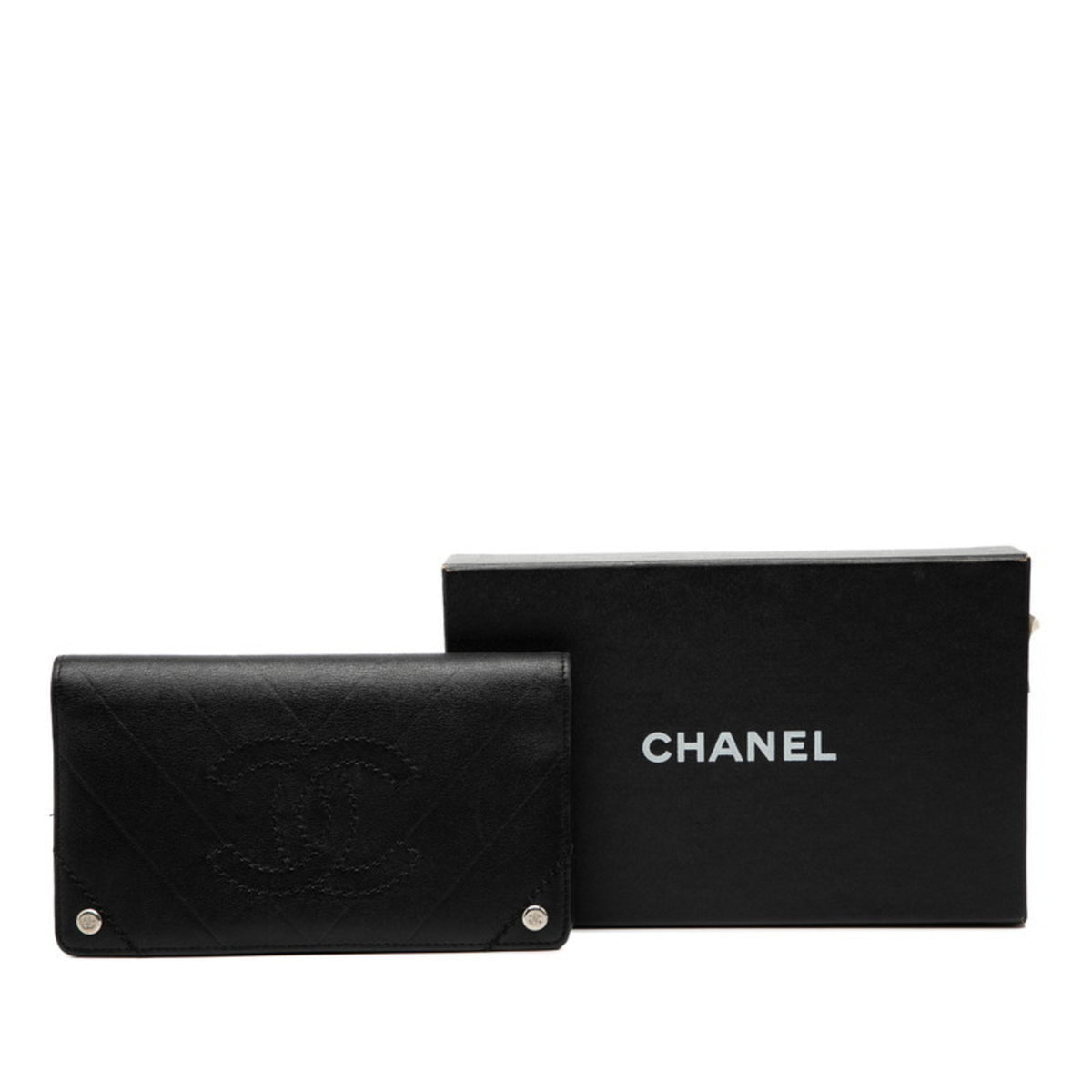 Chanel Black Leather Long Wallet (Bi-Fold) (Pre-Owned)