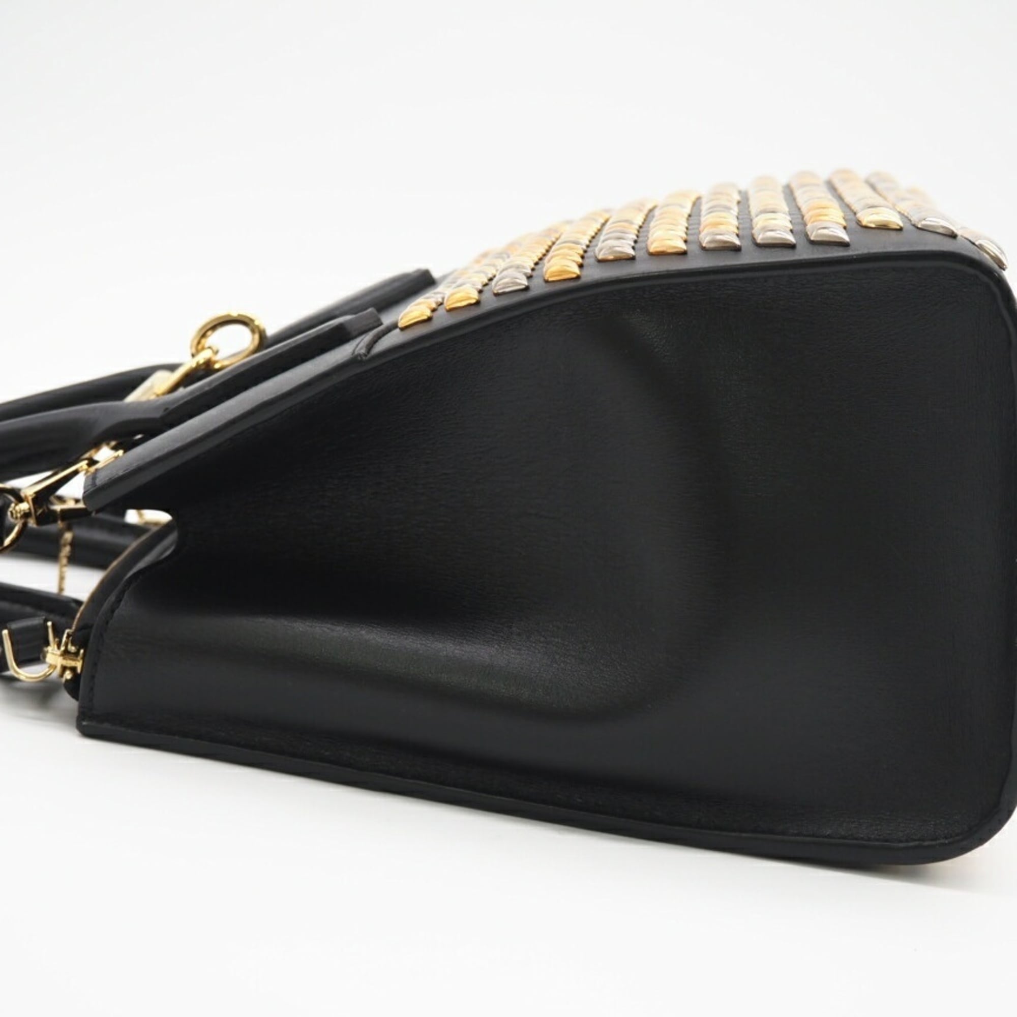 Louis Vuitton Black Gold Leather Shoulder Bag (Pre-Owned)