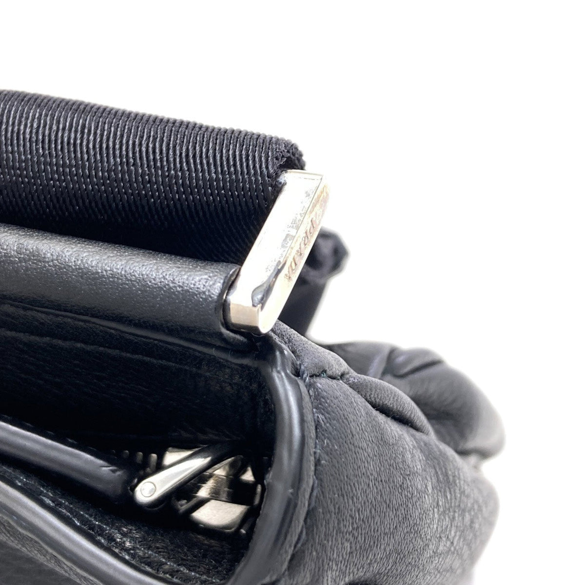 Prada Black Leather Shoulder Bag (Pre-Owned)