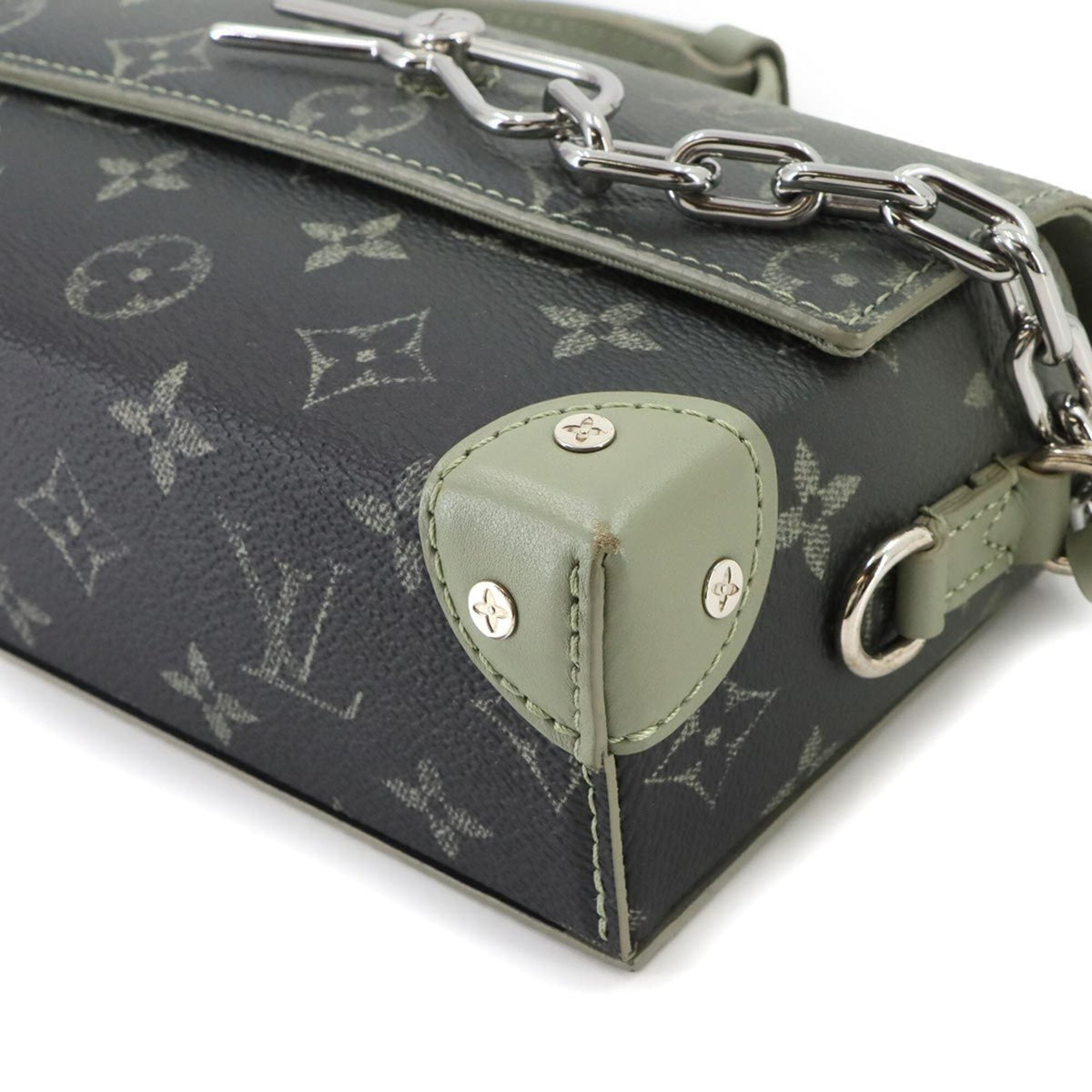 Louis Vuitton Khaki Monogram Handbag Shoulder Bag (Pre-Owned)