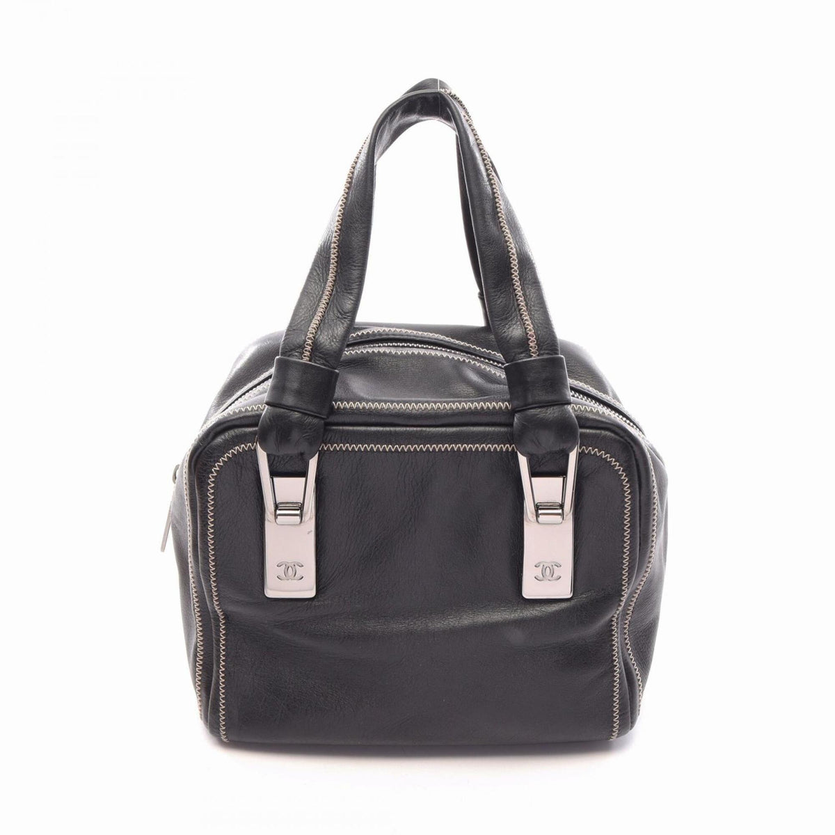Chanel Black Leather Handbag (Pre-Owned)