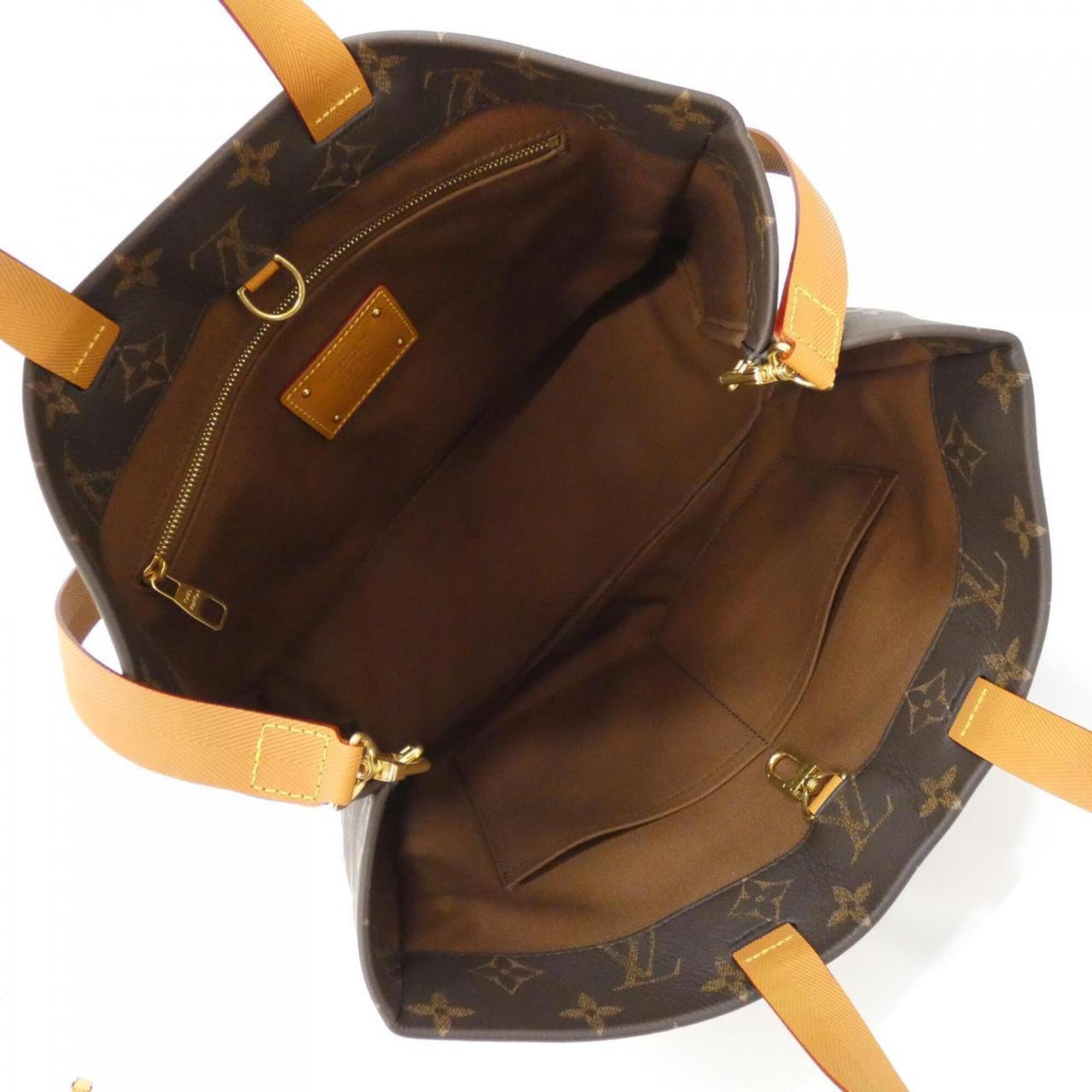 Louis Vuitton Marron Leather Handbag (Pre-Owned)