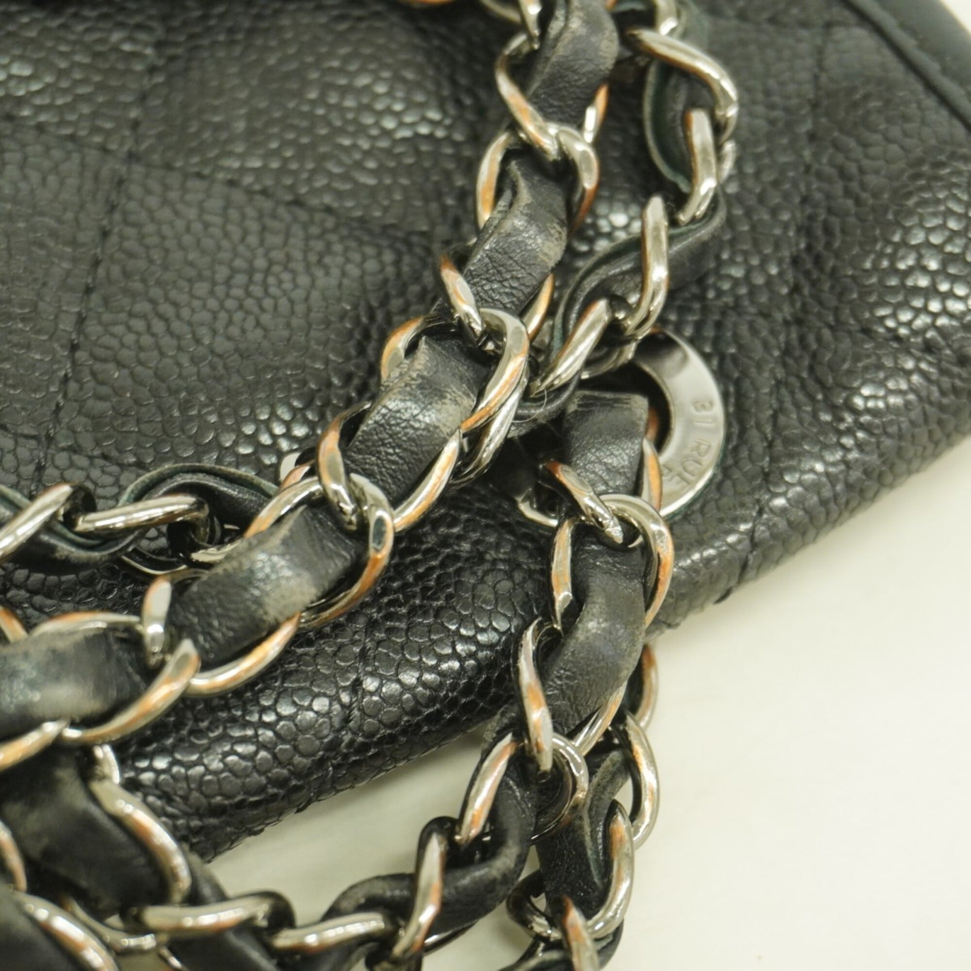 Chanel Black Grained Calfskin Shoulder Bag (Pre-Owned)