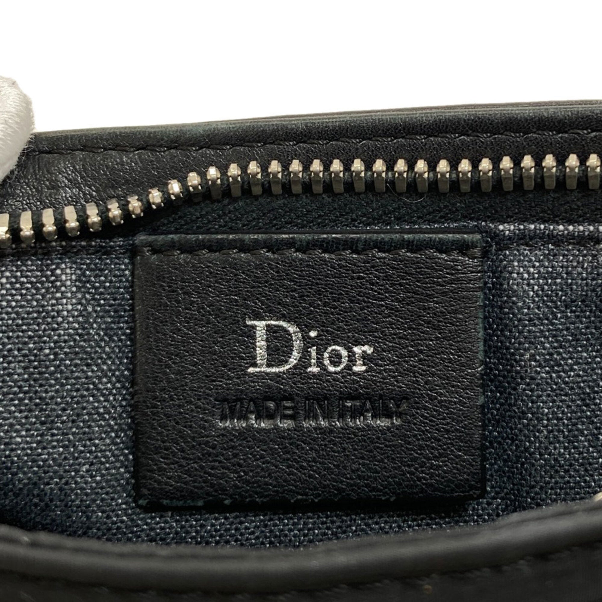 Christian Dior Black Leather Shoulder Bag (Pre-Owned)
