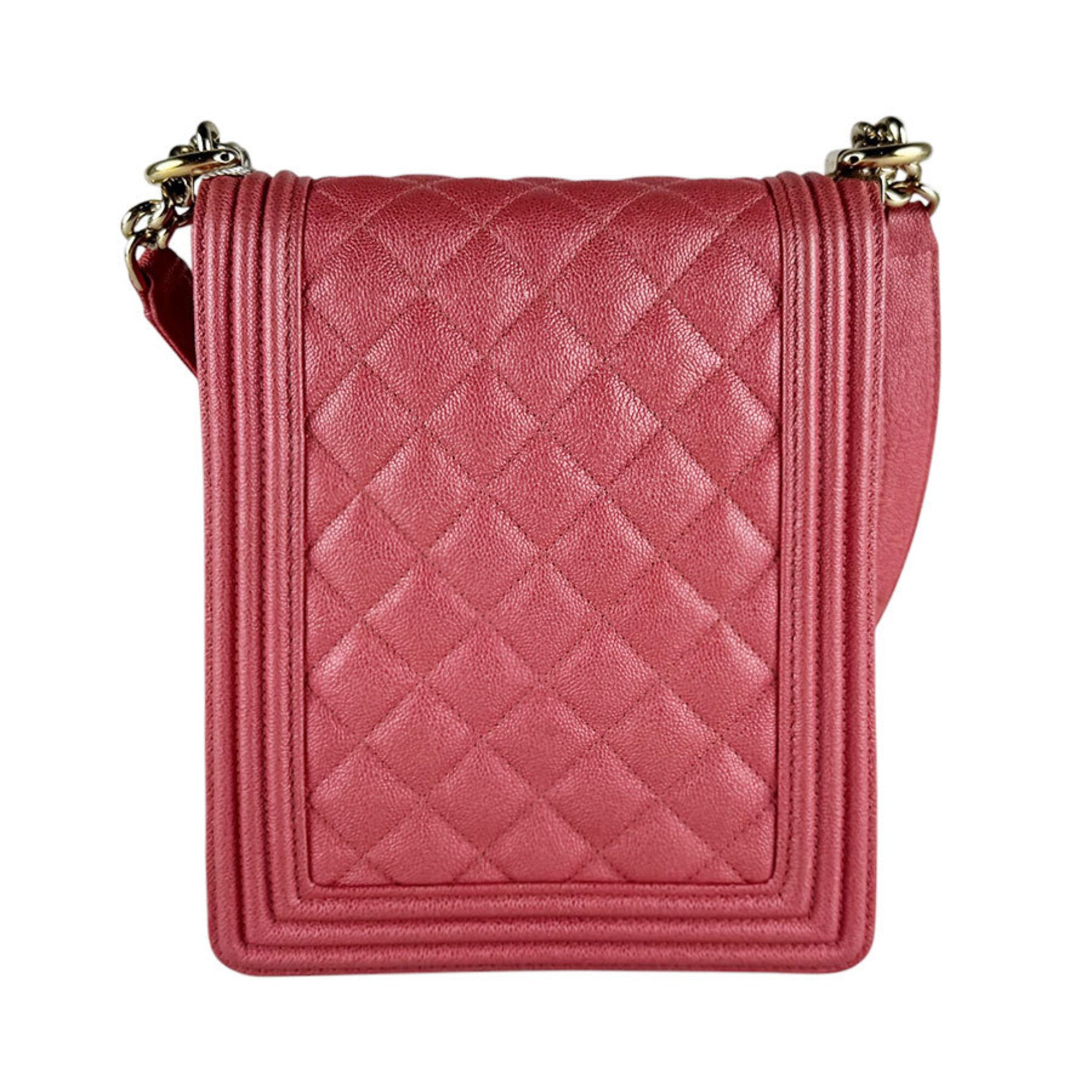 Chanel Pink Leather Shoulder Bag (Pre-Owned)