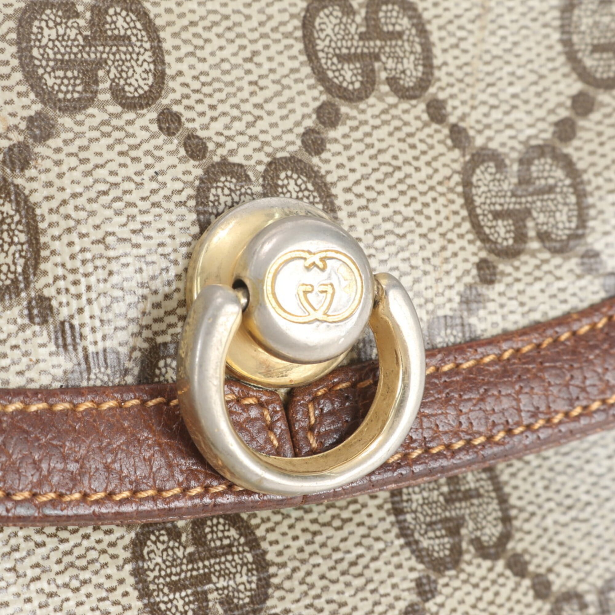 Gucci Brown Leather Coated Canvas Crossbody Bag Shoulder Bag (Pre-Owned)