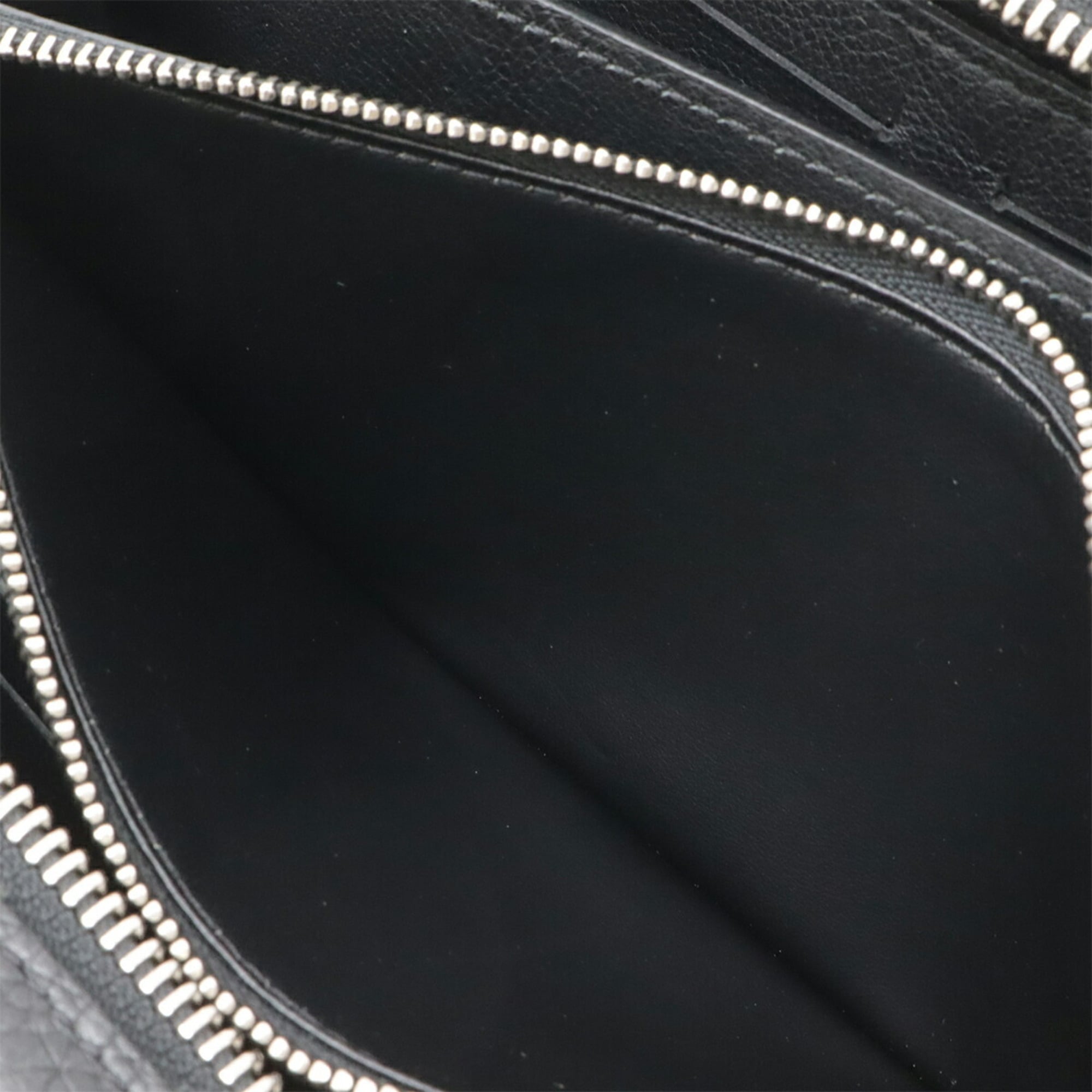 Louis Vuitton Black Noir Leather Long Wallet (Bi-Fold) (Pre-Owned)