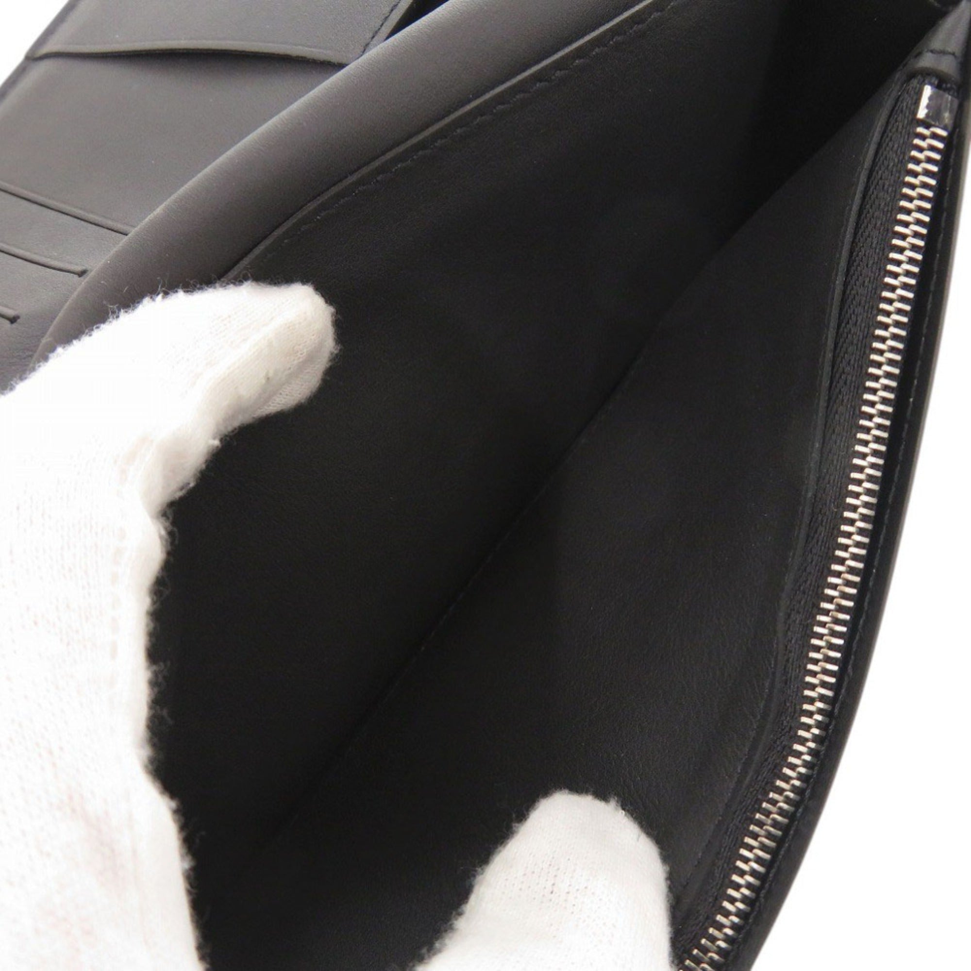 Louis Vuitton Black Leather Long Wallet (Bi-Fold) (Pre-Owned)
