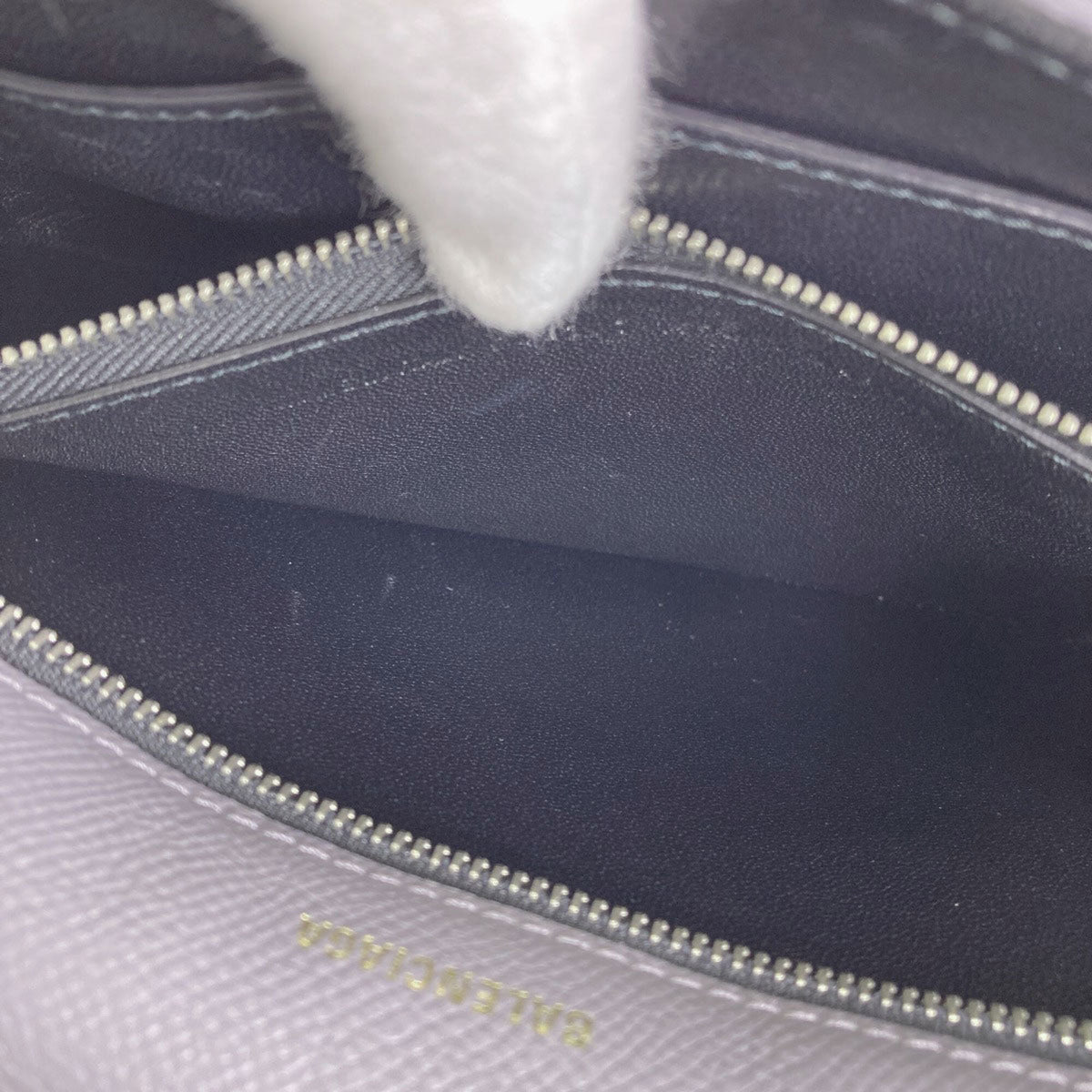 Balenciaga Gray Leather Shoulder Bag (Pre-Owned)