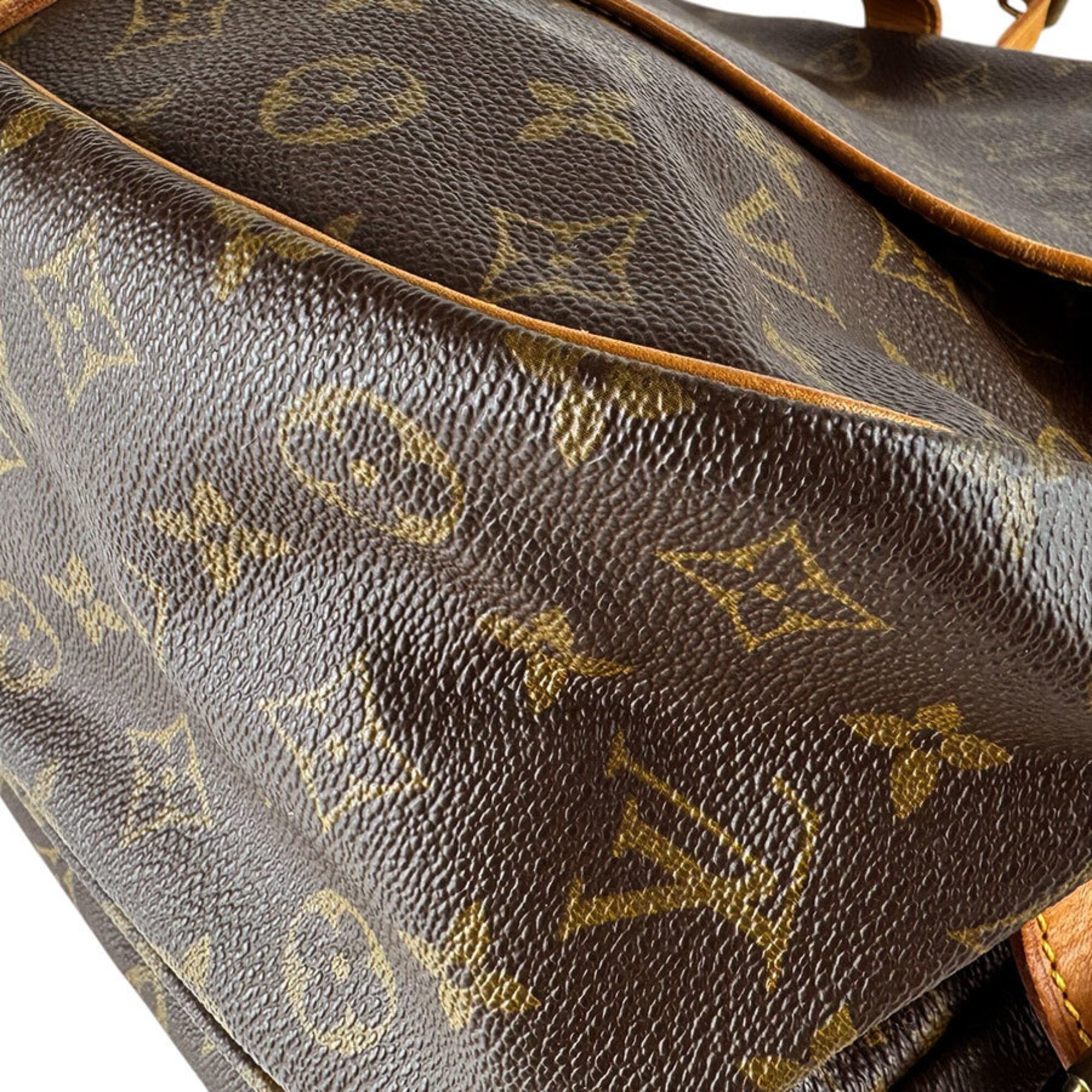 Louis Vuitton Brown Monogram Monogram Shoulder Bag (Pre-Owned)
