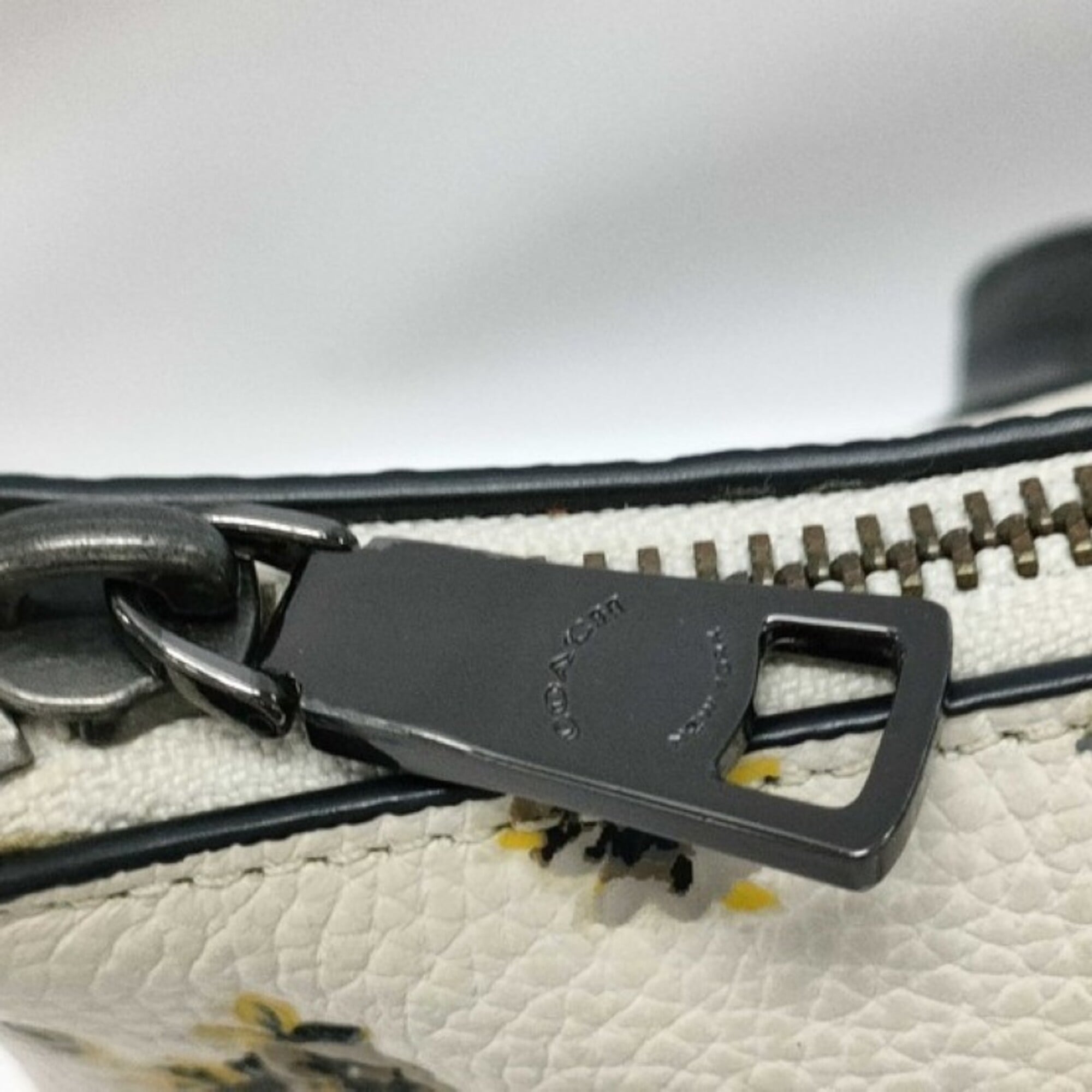 Coach Black White Yellow Leather Handbag Shoulder Bag (Pre-Owned)