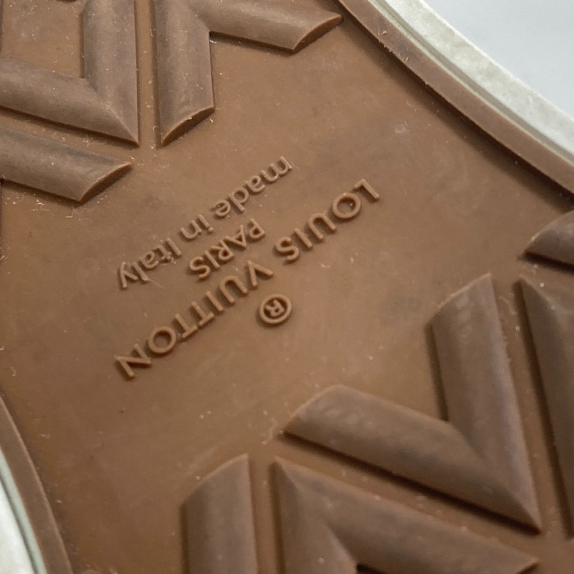 Louis Vuitton Black Gray Sneakers (Pre-Owned)