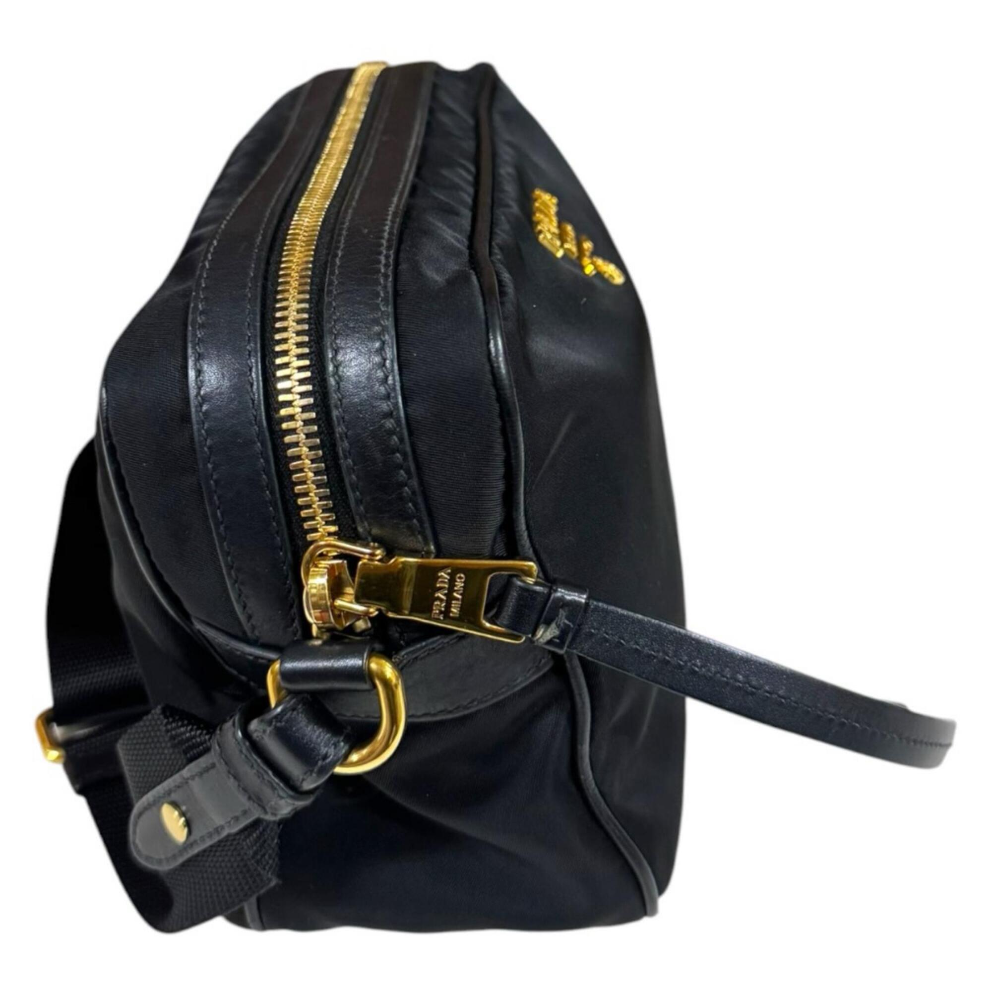 Prada Black Nylon Shoulder Bag (Pre-Owned)