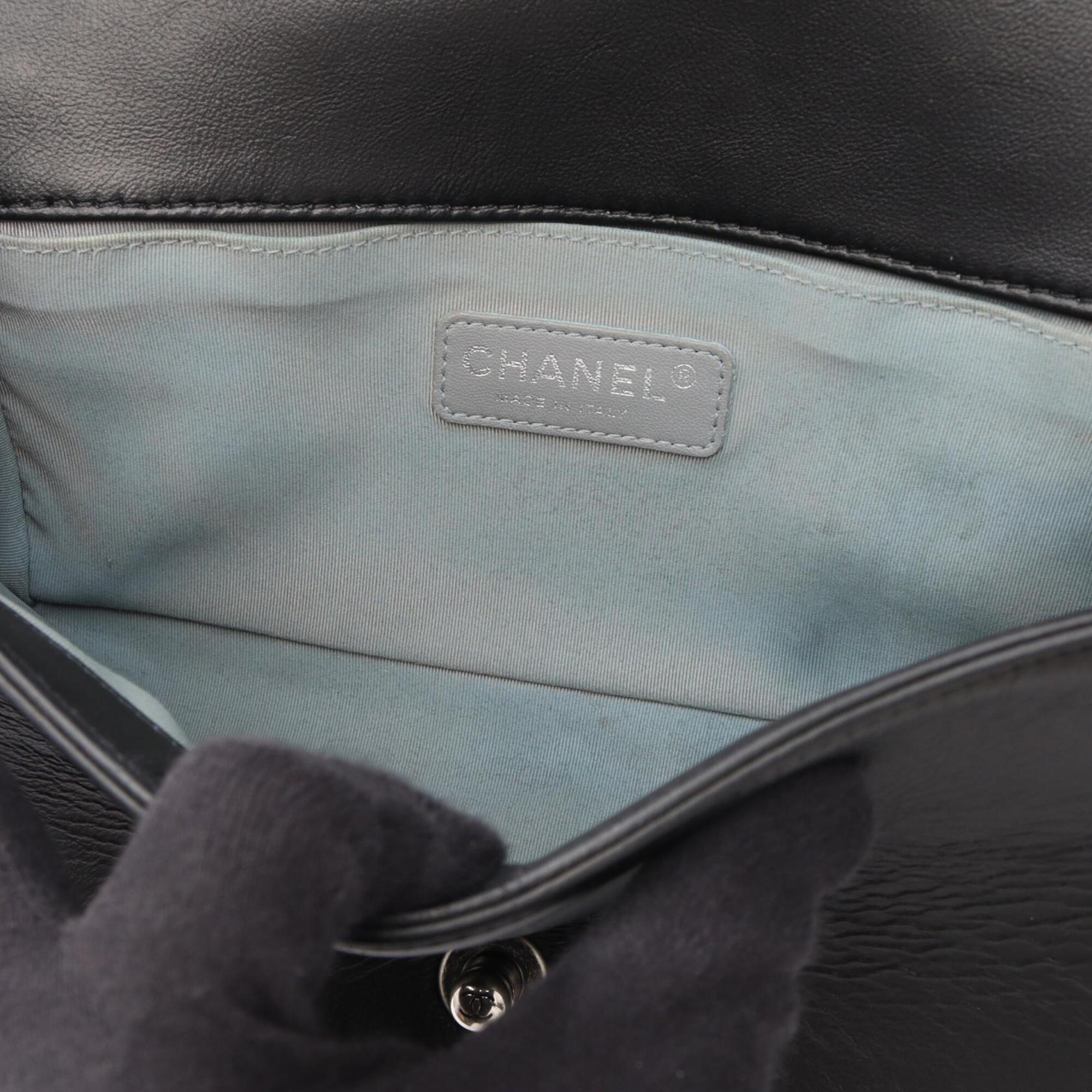 Chanel Black Leather Handbag Shoulder Bag (Pre-Owned)