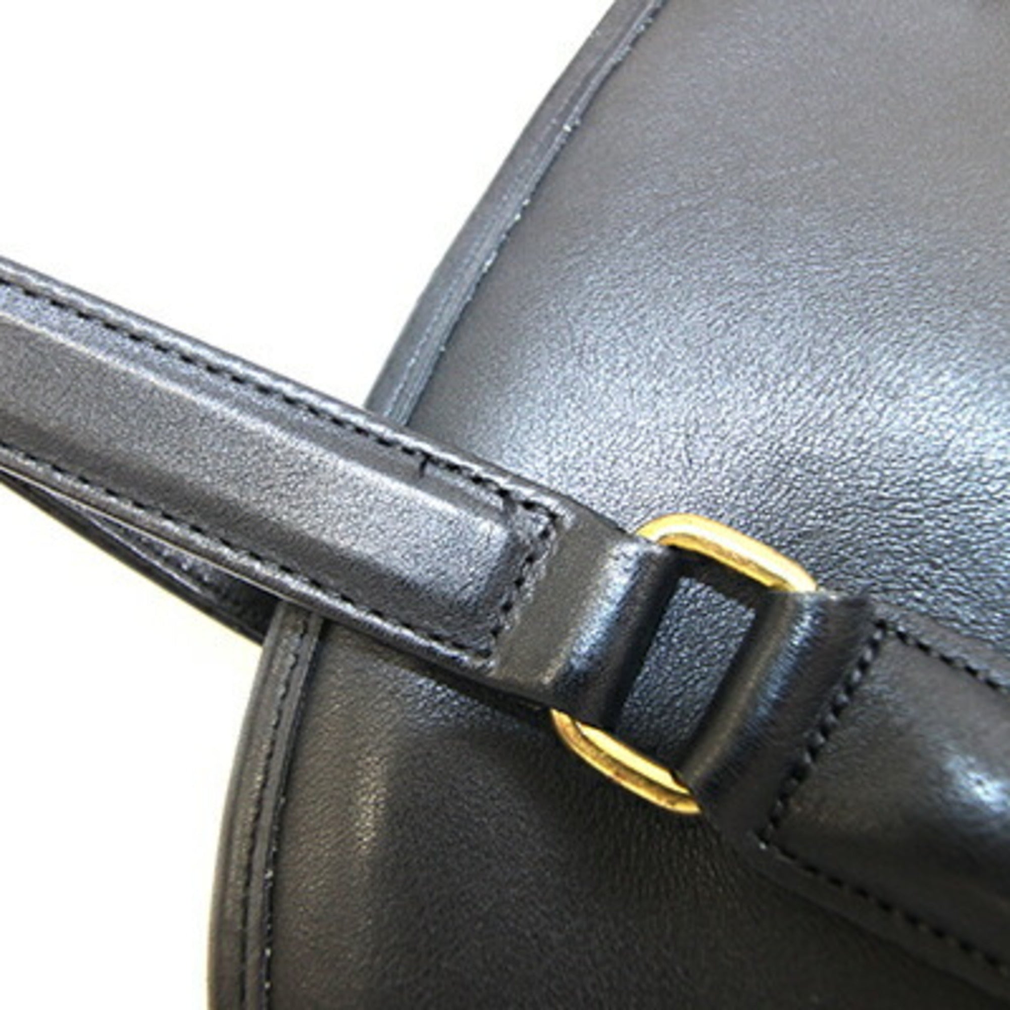 Coach Black Leather Handbag (Pre-Owned)