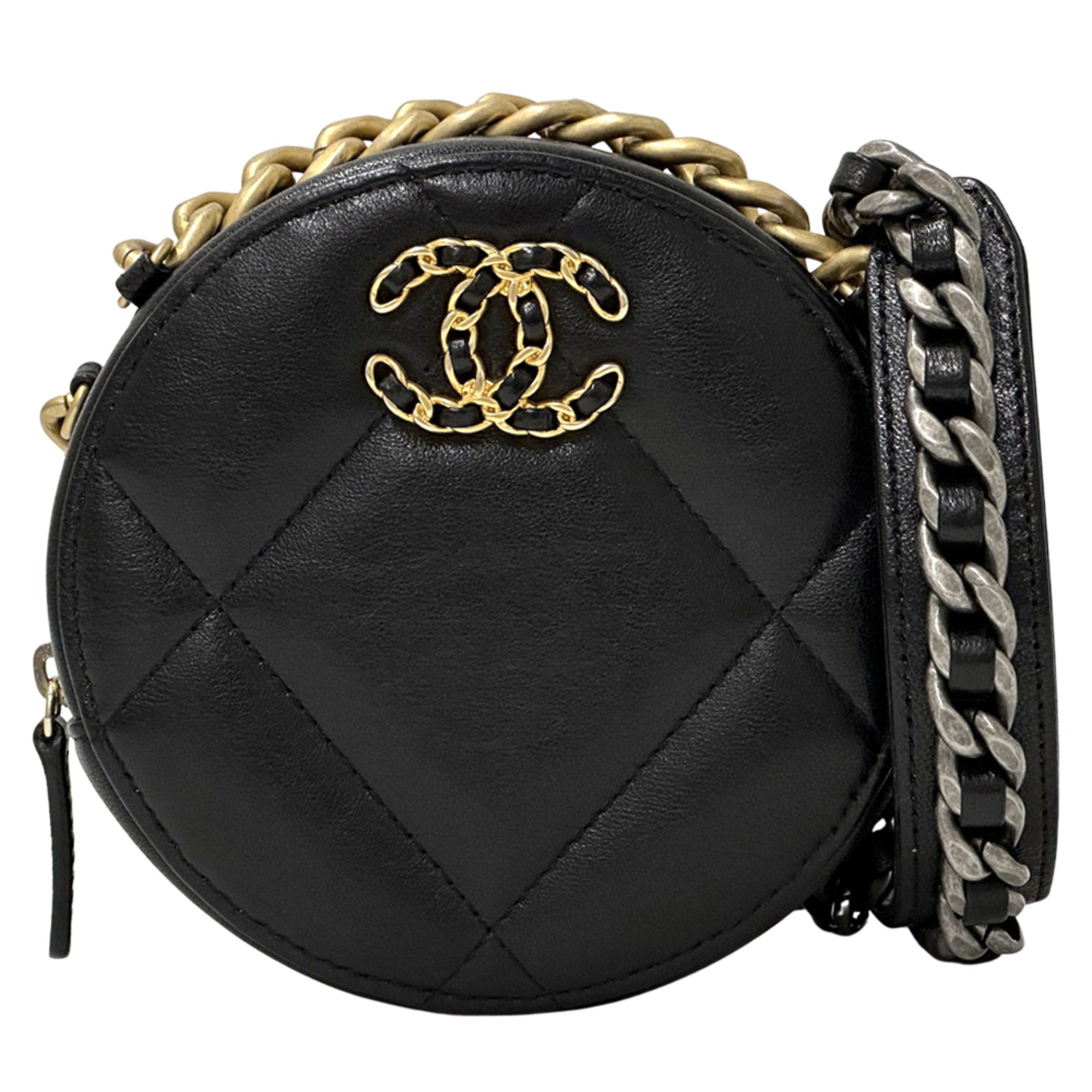 Chanel Black Leather Handbag Shoulder Bag (Pre-Owned)