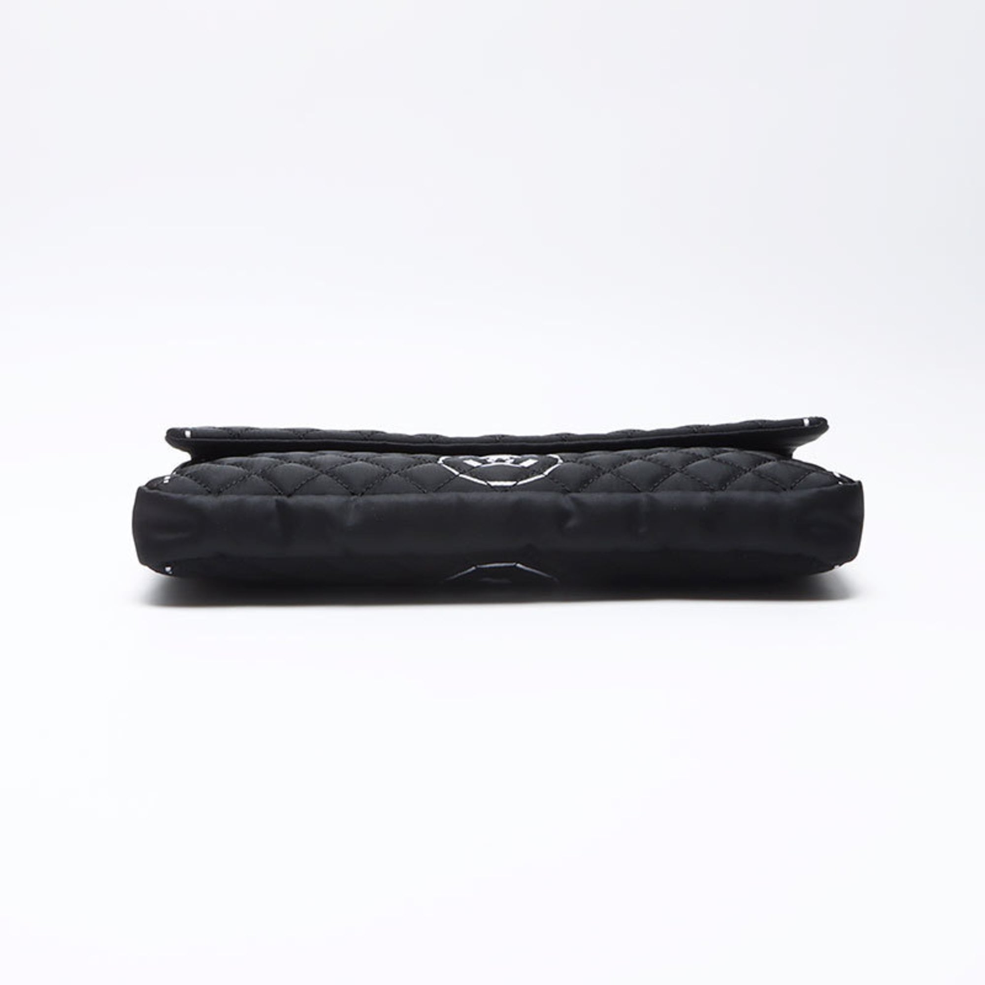 Chanel Matelasse Black Nylon Handbag (Pre-Owned)