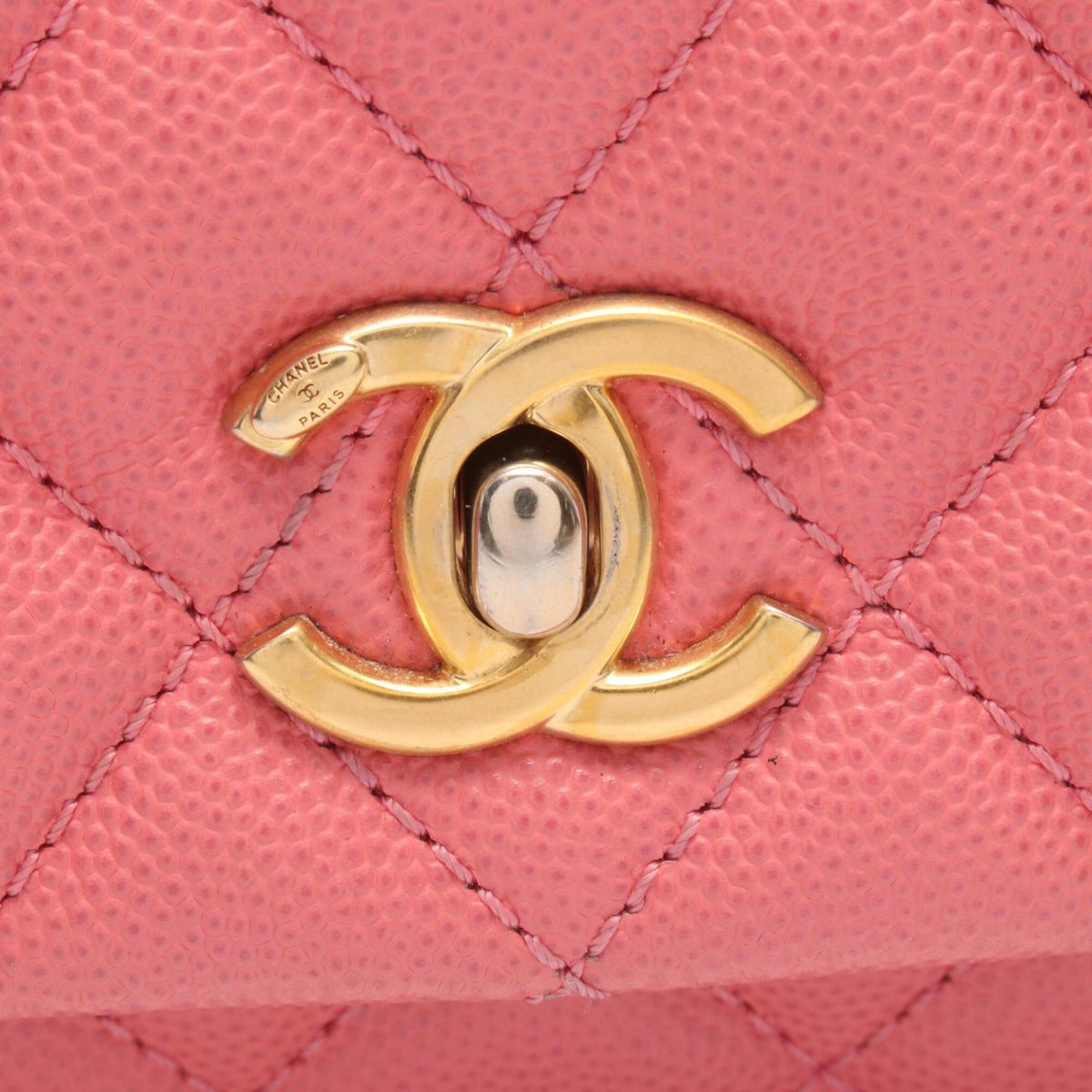 Chanel Pink Grained Calfskin Handbag (Pre-Owned)