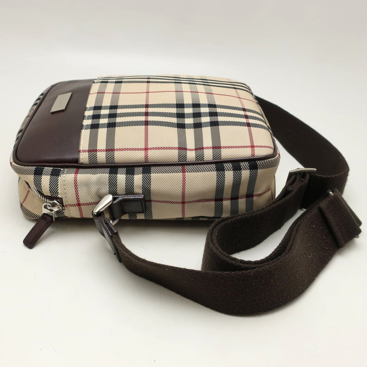 Burberry Nylon Canvas Leather Shoulder Bag (Pre-Owned)