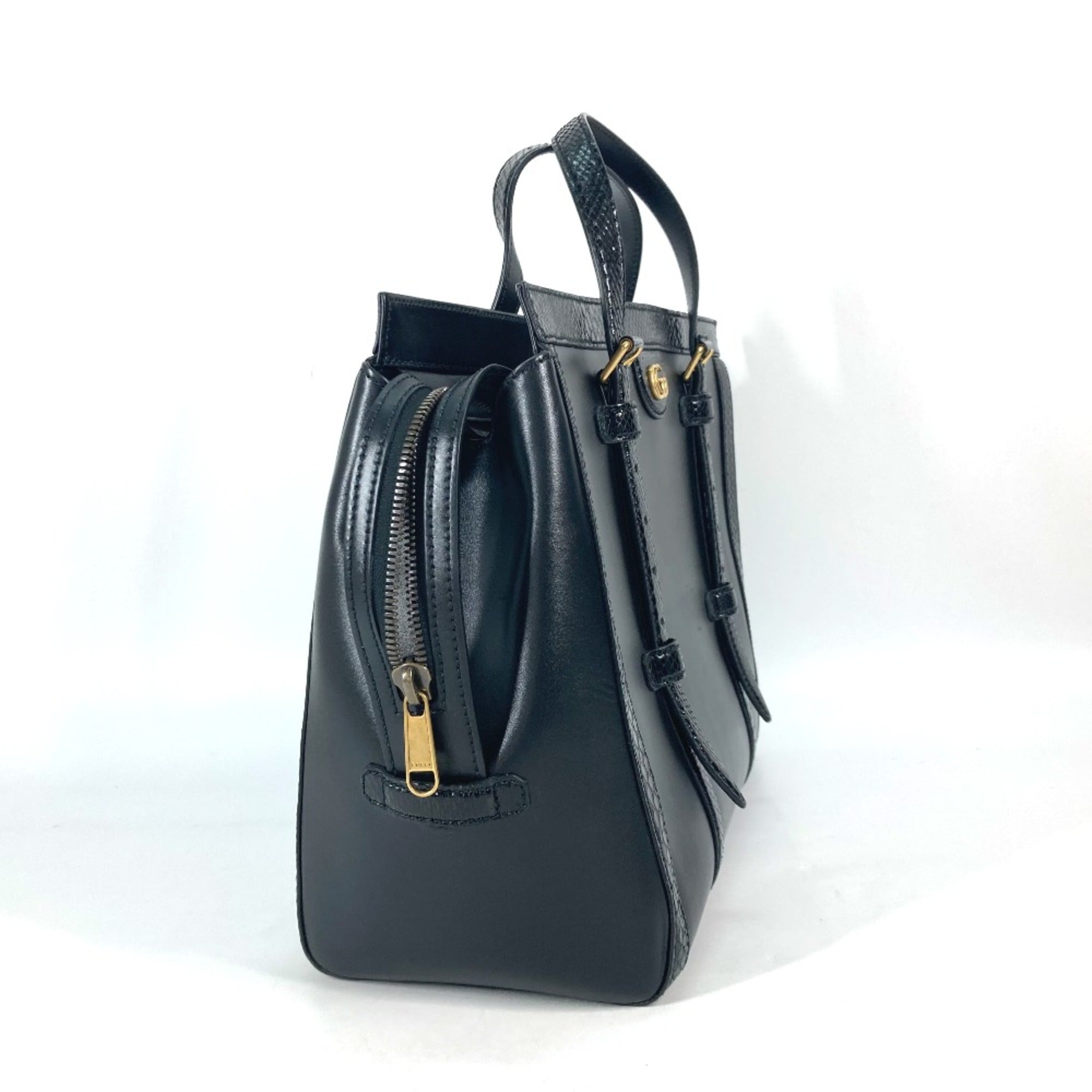 Gucci Black Leather Handbag (Pre-Owned)