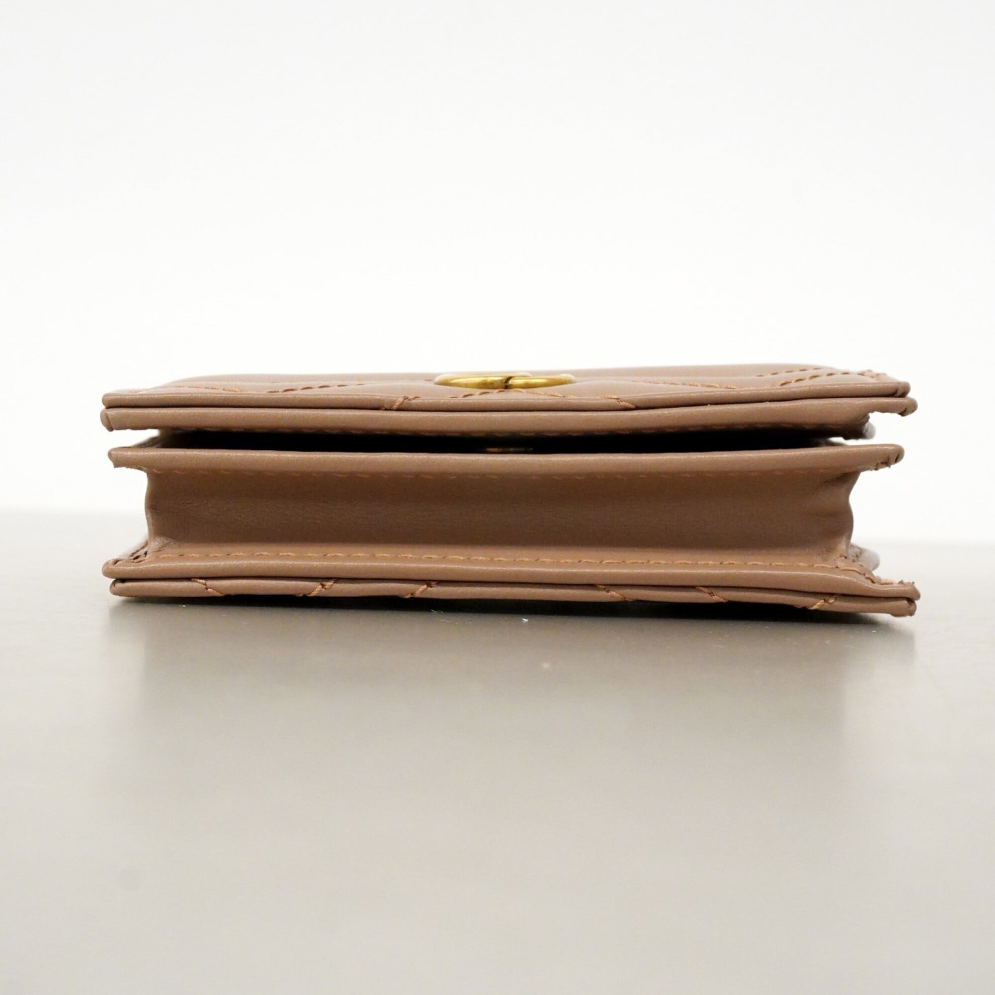 Gucci Pink Beige Leather Wallet (Bi-Fold) (Pre-Owned)