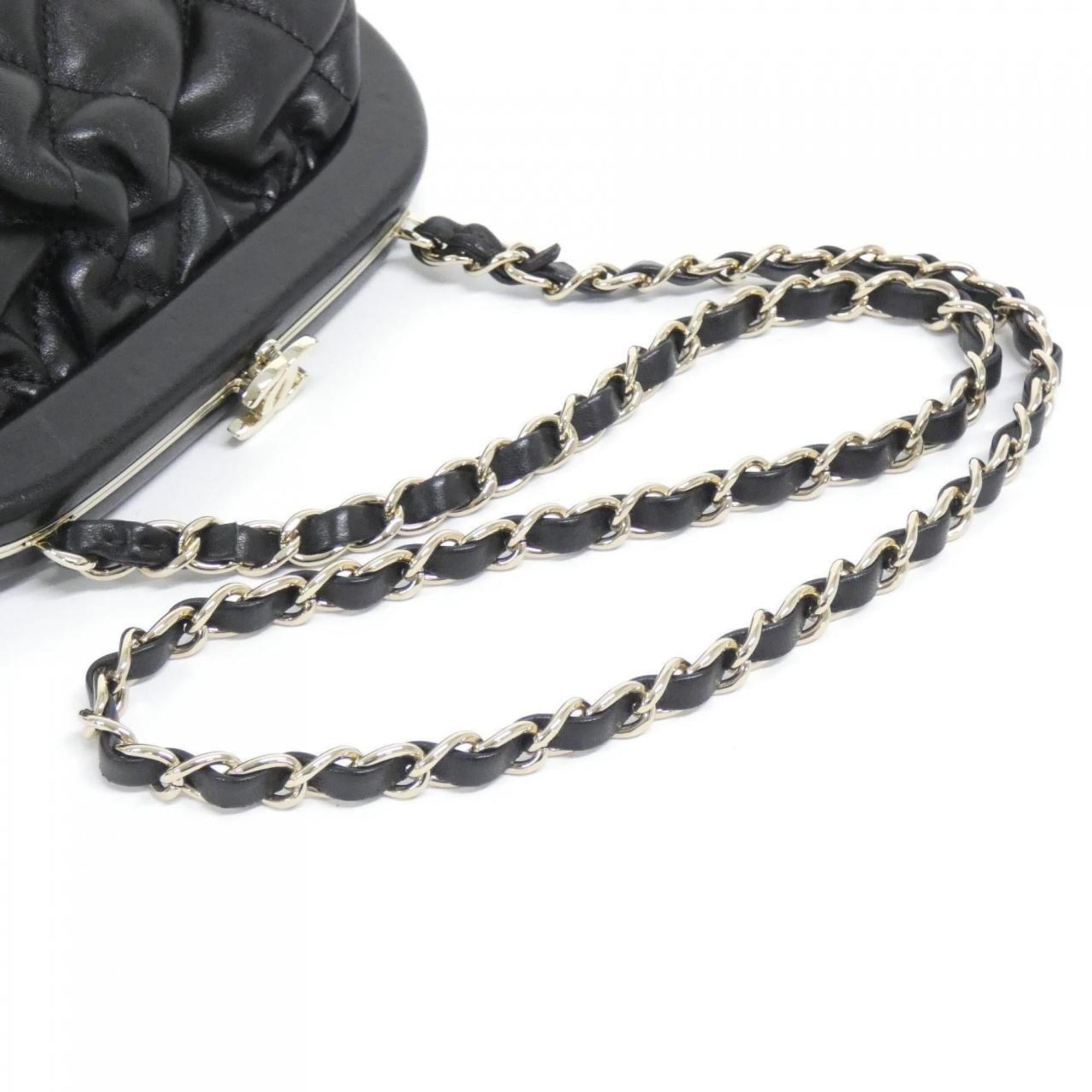 Chanel Black Leather Shoulder Bag (Pre-Owned)