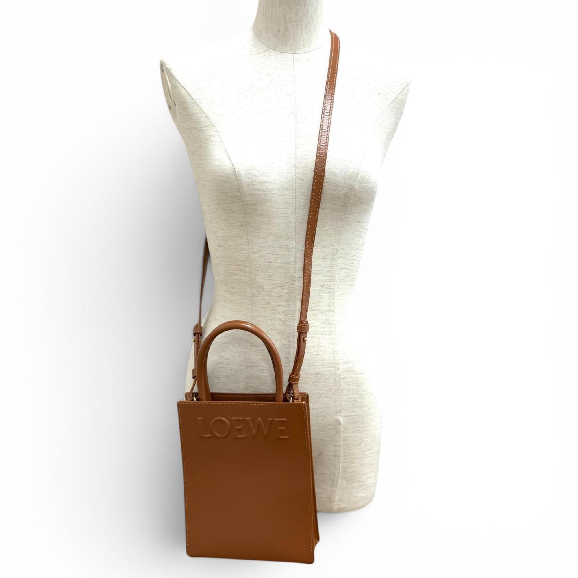Loewe Leather Shoulder Bag Tote Bag (Pre-Owned)