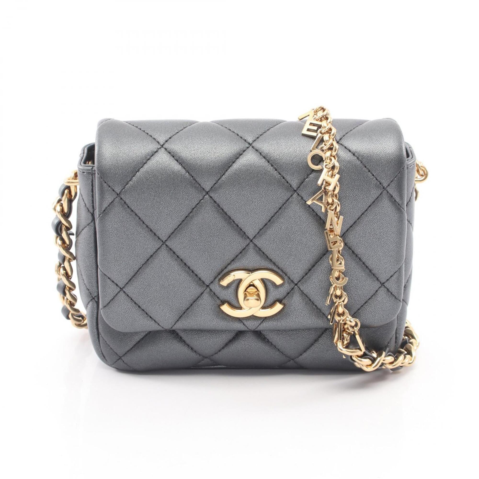 Chanel Gray Leather Handbag Shoulder Bag (Pre-Owned)