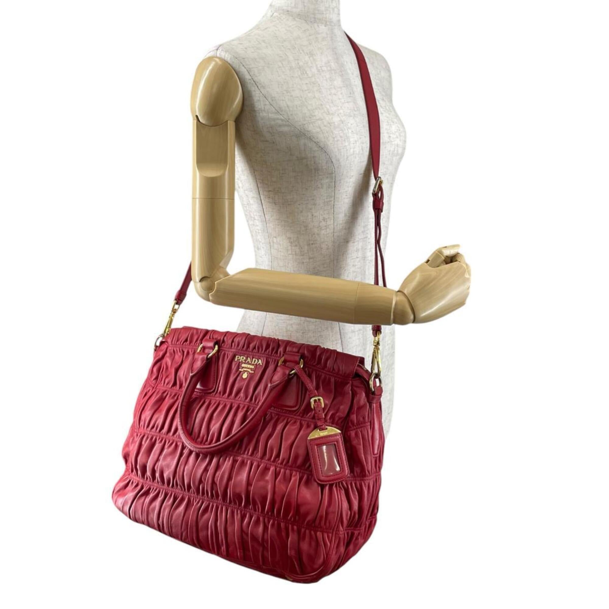 Prada Red Color Nappa Leather Shoulder Bag Tote Bag (Pre-Owned)