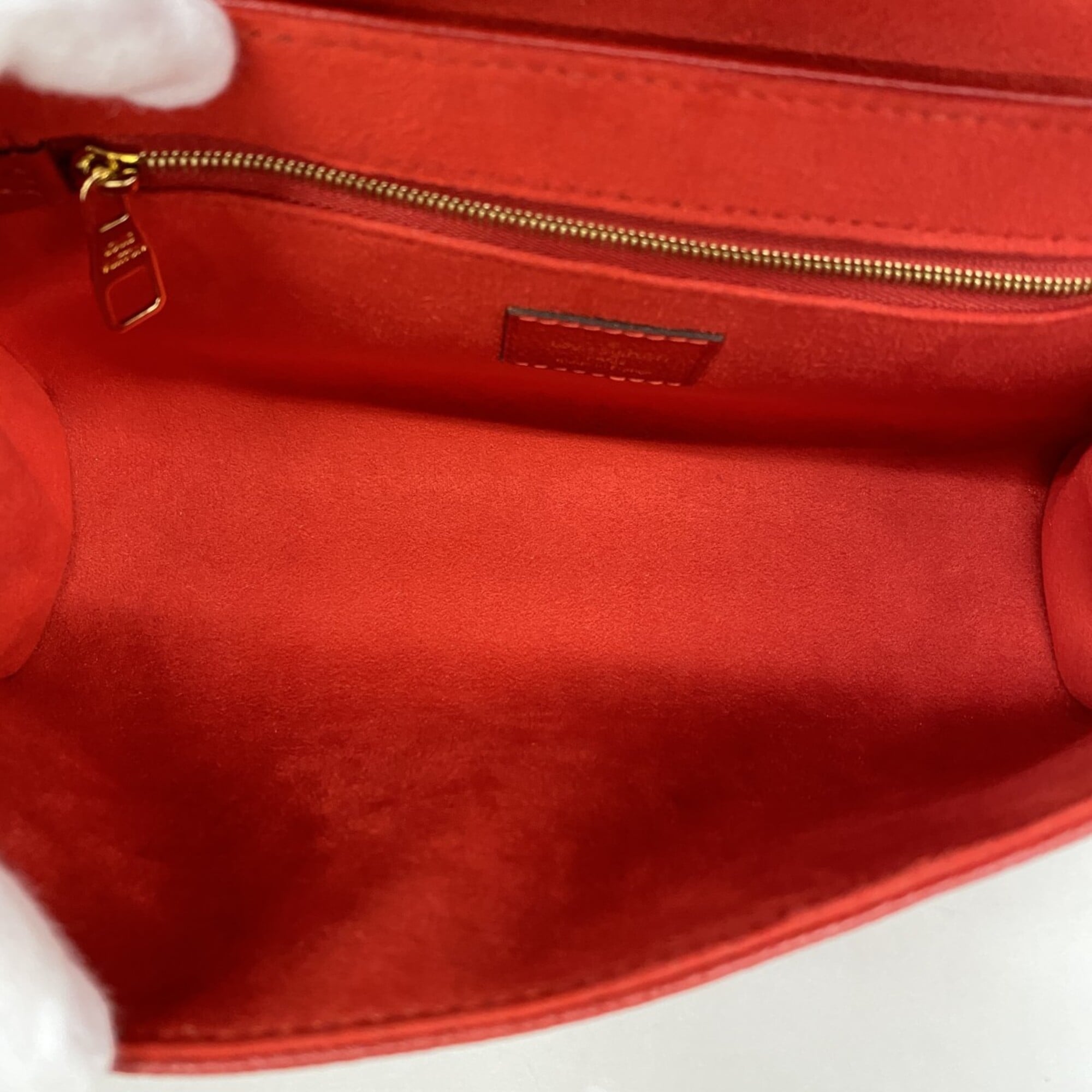 Louis Vuitton Cerise Shoulder Bag (Pre-Owned)