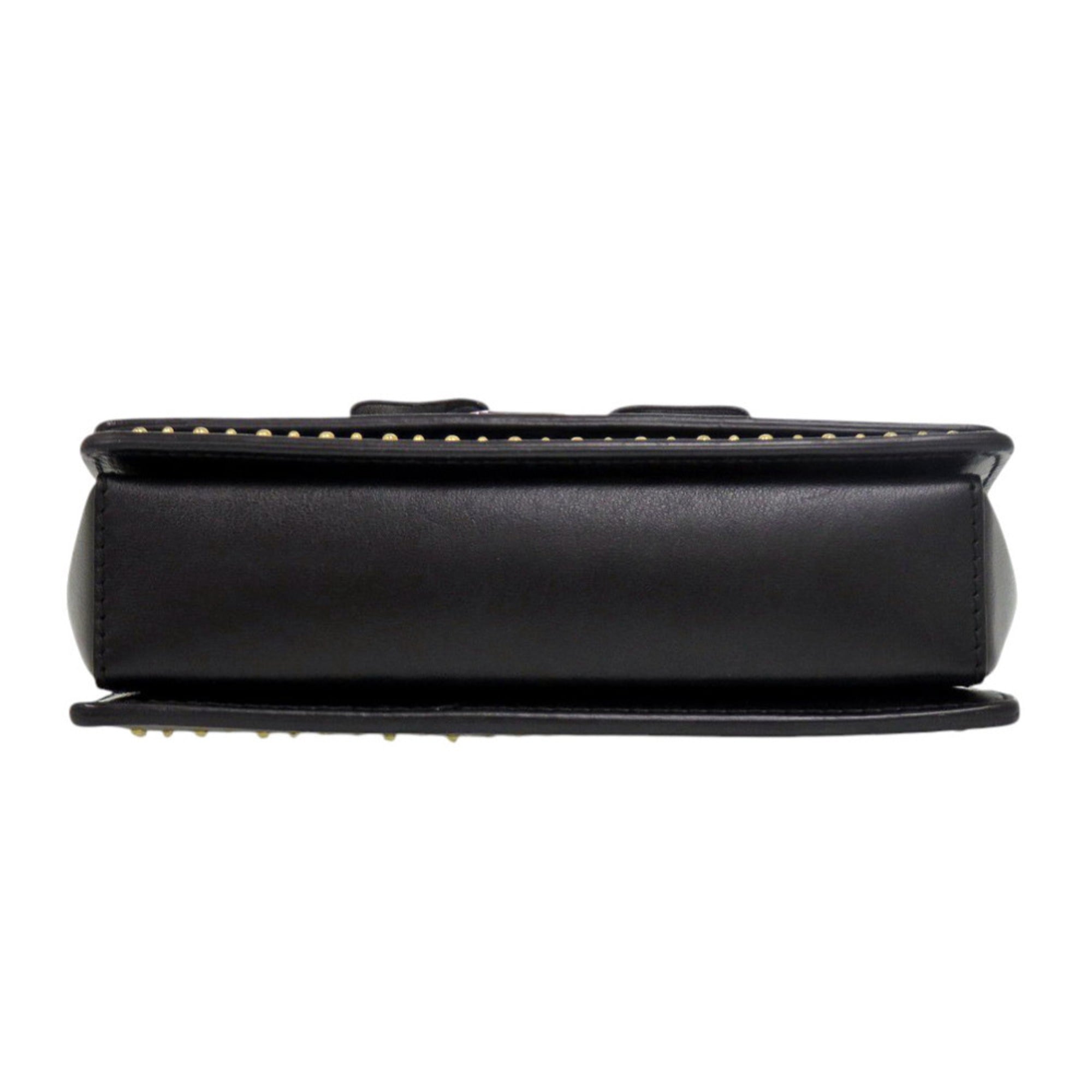Salvatore Ferragamo Black Leather Shoulder Bag (Pre-Owned)