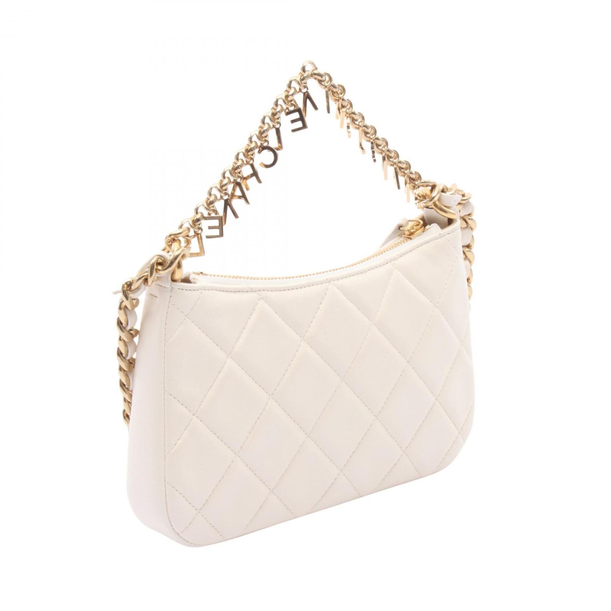 Chanel White Leather Handbag Shoulder Bag (Pre-Owned)