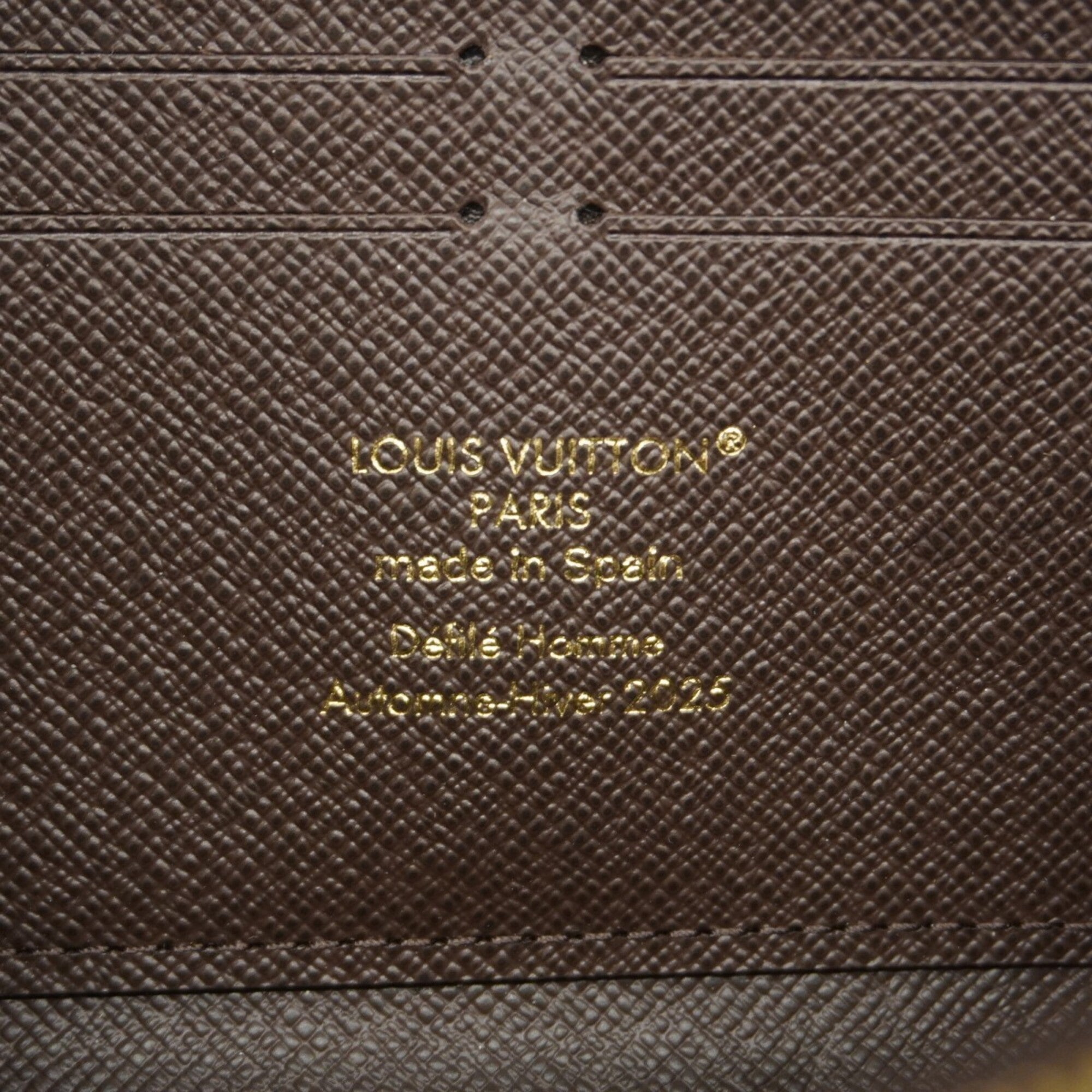 Louis Vuitton Brown Long Wallet (Bi-Fold) (Pre-Owned)