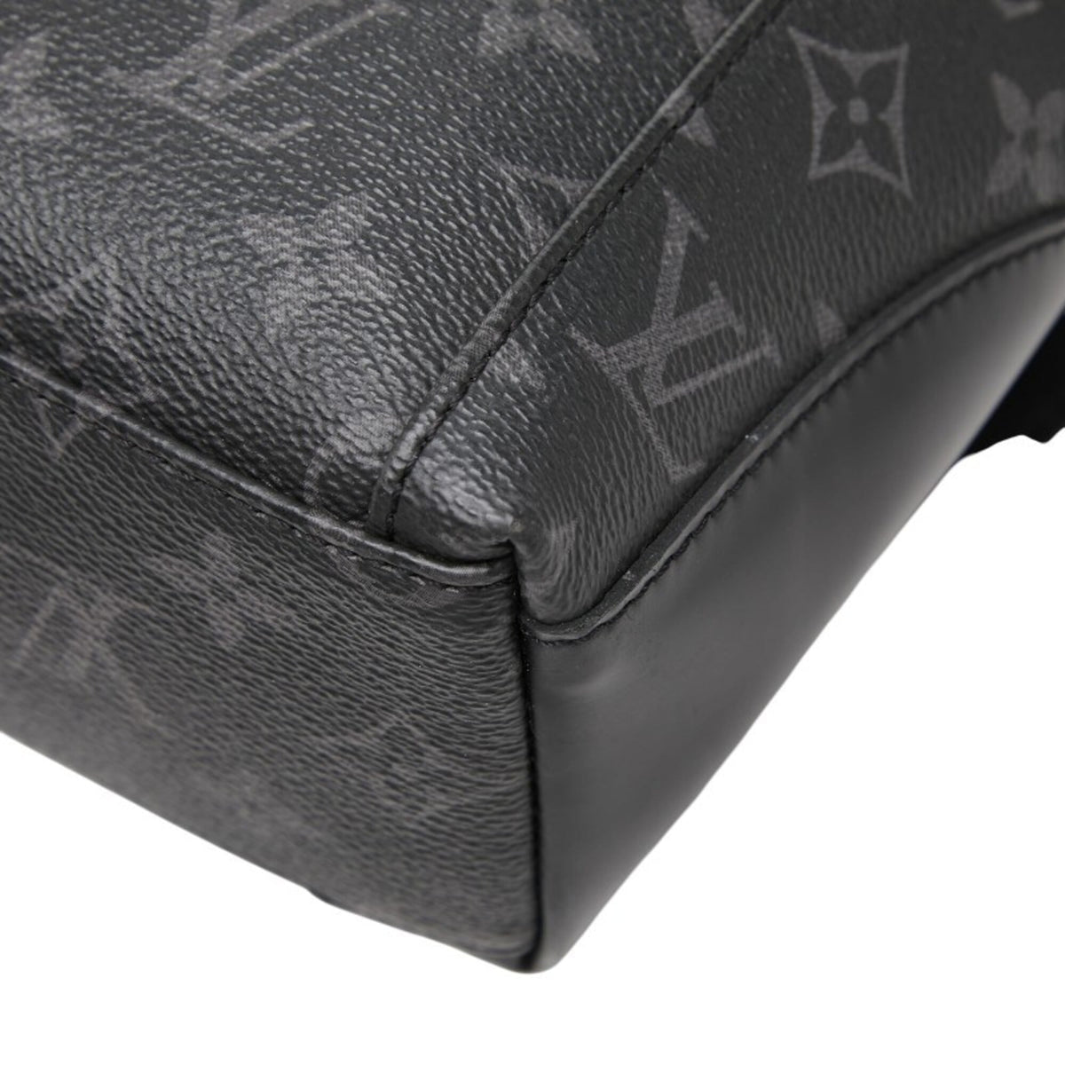 Louis Vuitton Black Pvc Leather Shoulder Bag (Pre-Owned)