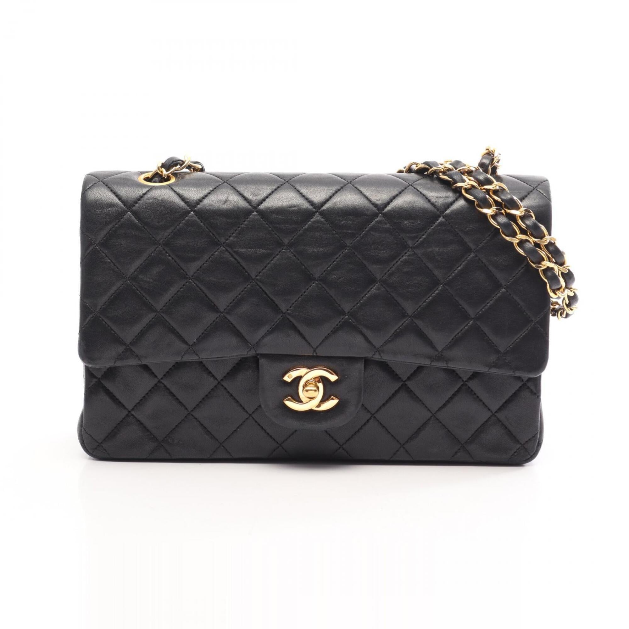 Chanel Black Leather Handbag Shoulder Bag (Pre-Owned)