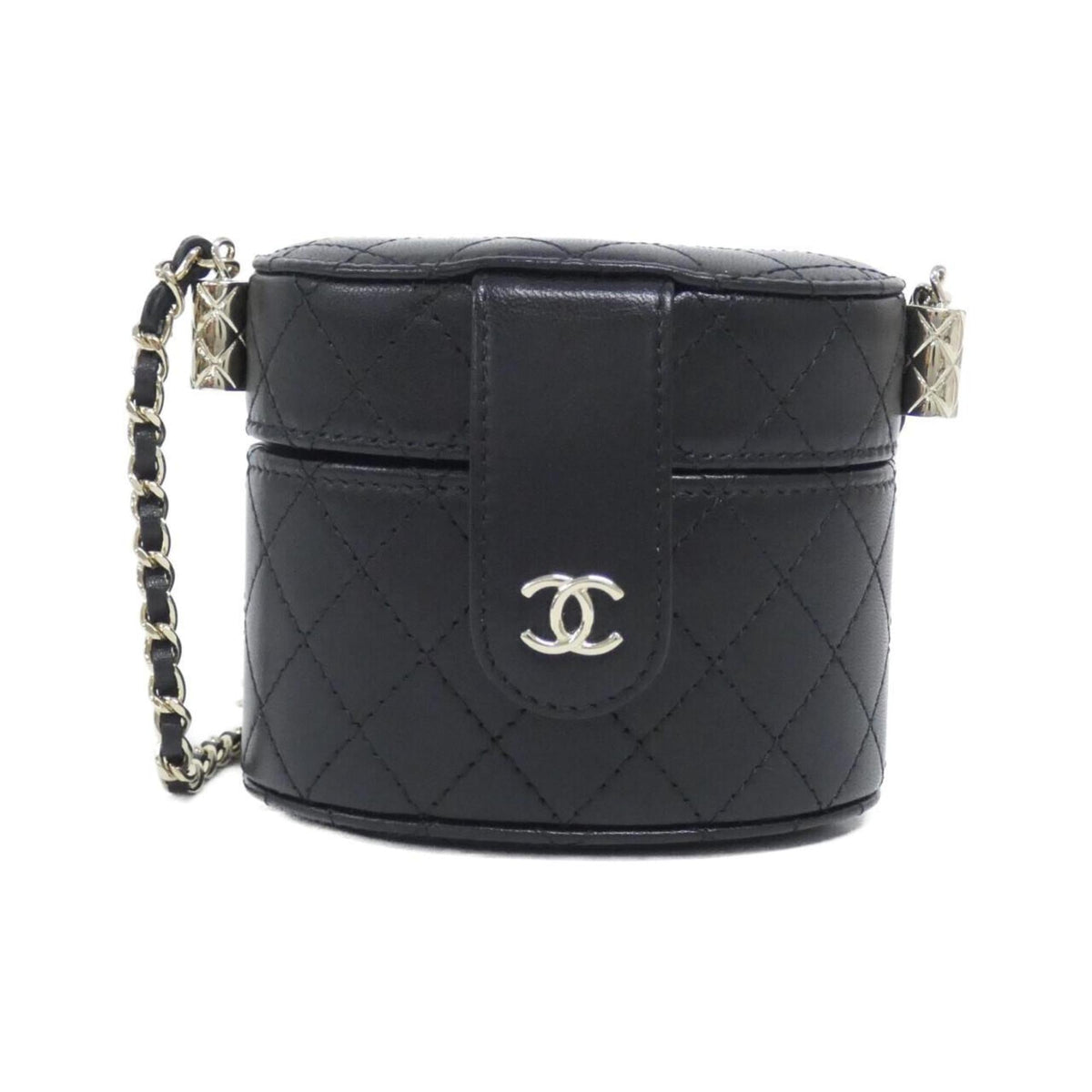 Chanel Black Leather Shoulder Bag (Pre-Owned)