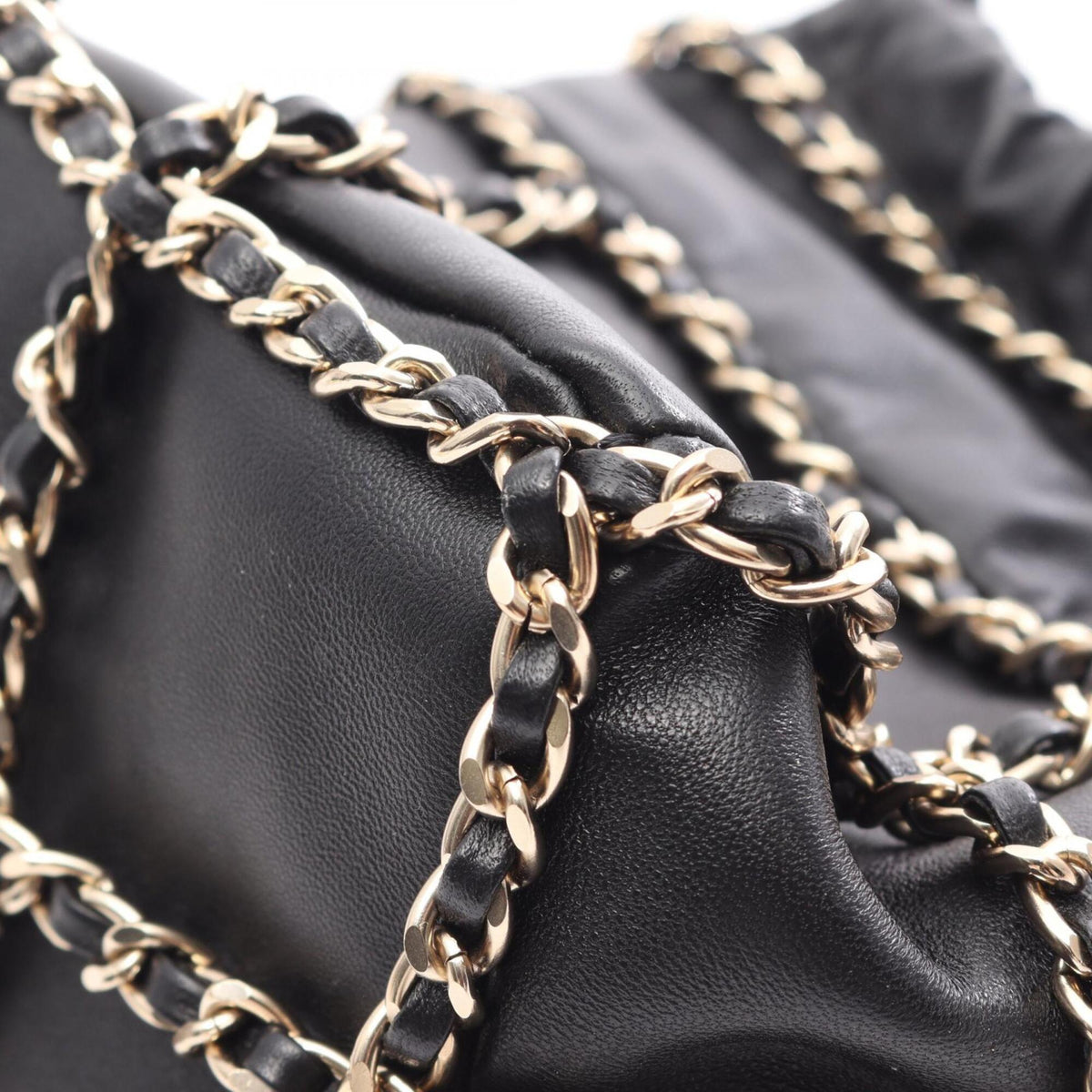 Chanel Black Leather Handbag Shoulder Bag (Pre-Owned)