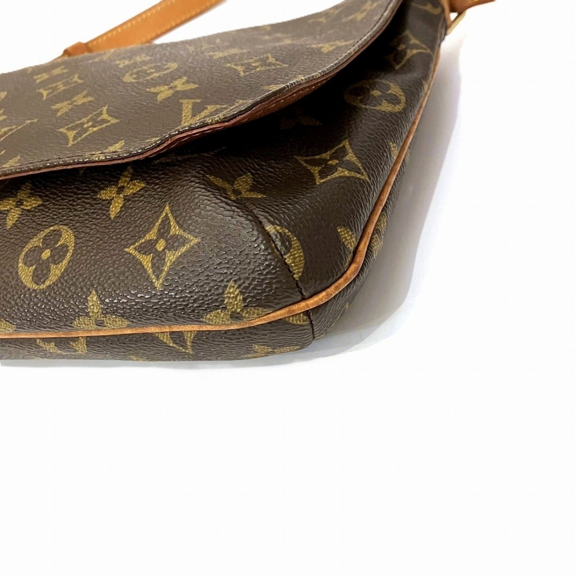 Louis Vuitton Brown Monogram Shoulder Bag (Pre-Owned)