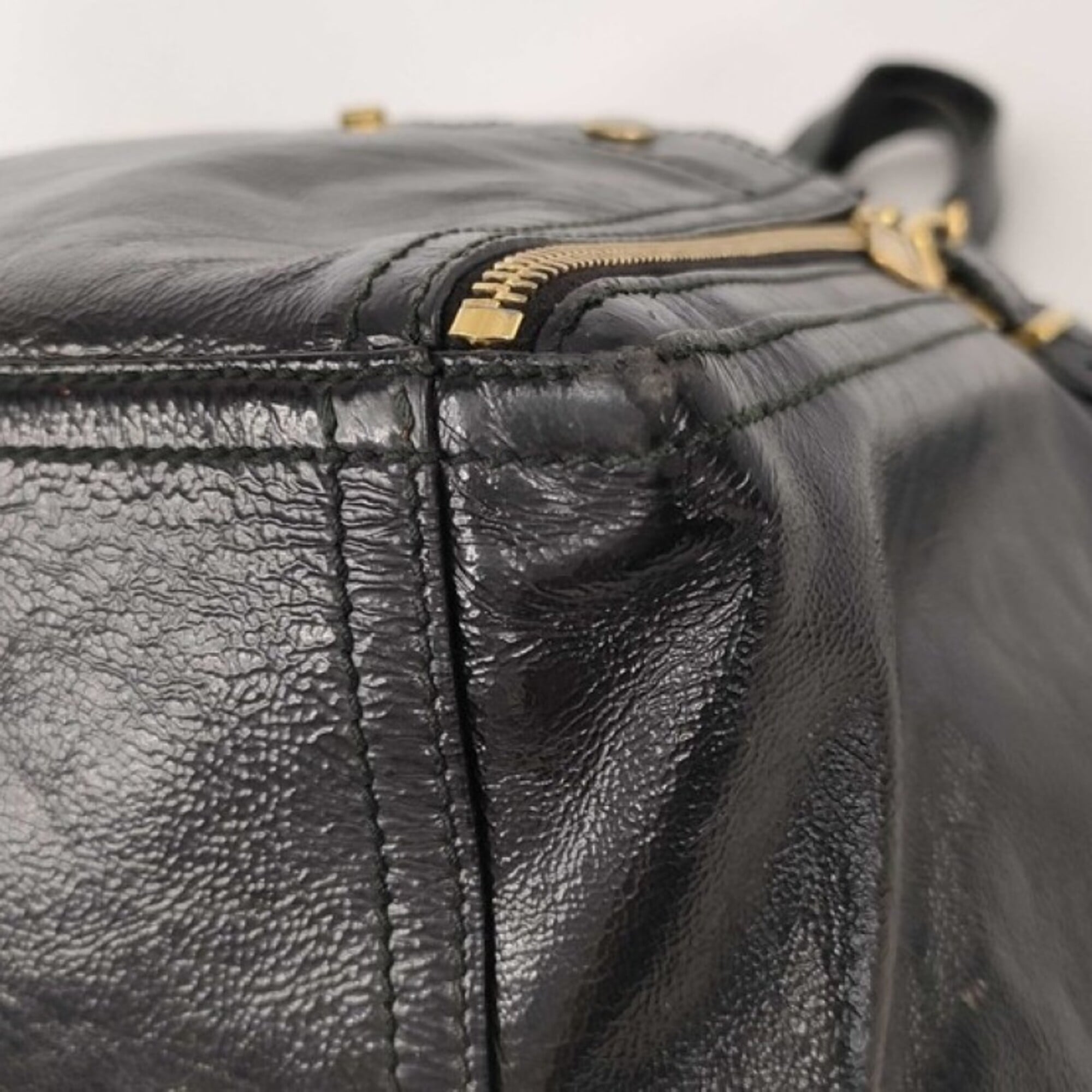 Yves Saint Laurent Black Patent Leather Tote Bag (Pre-Owned)